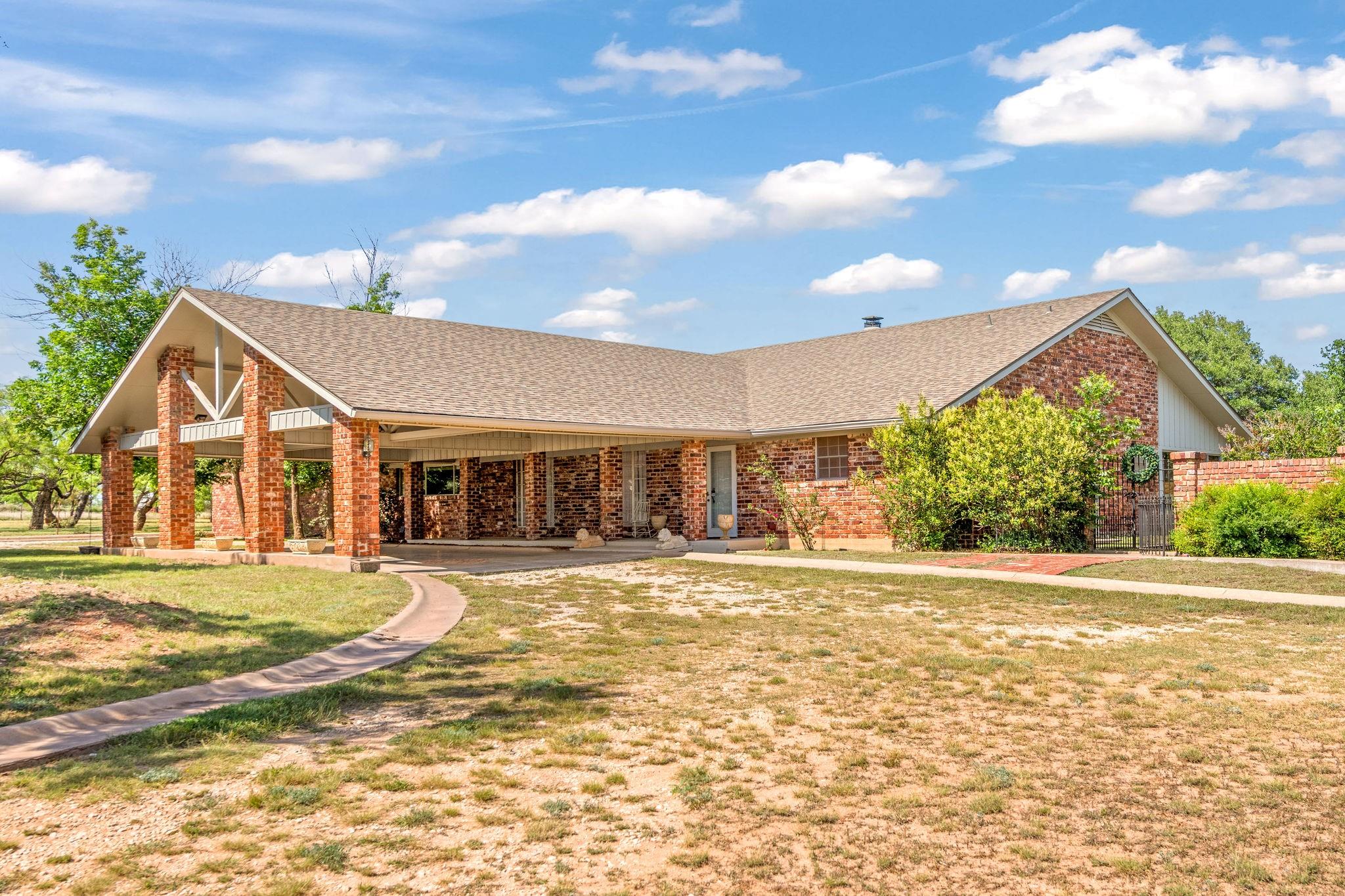 main property photo 31