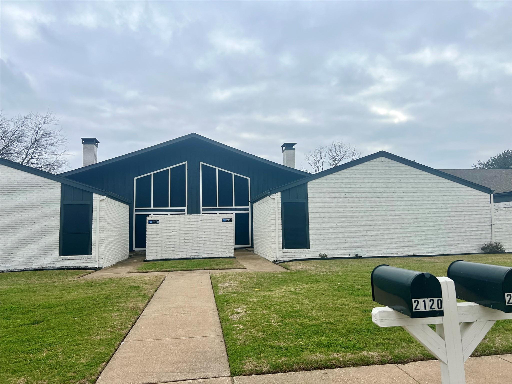 main property photo 5