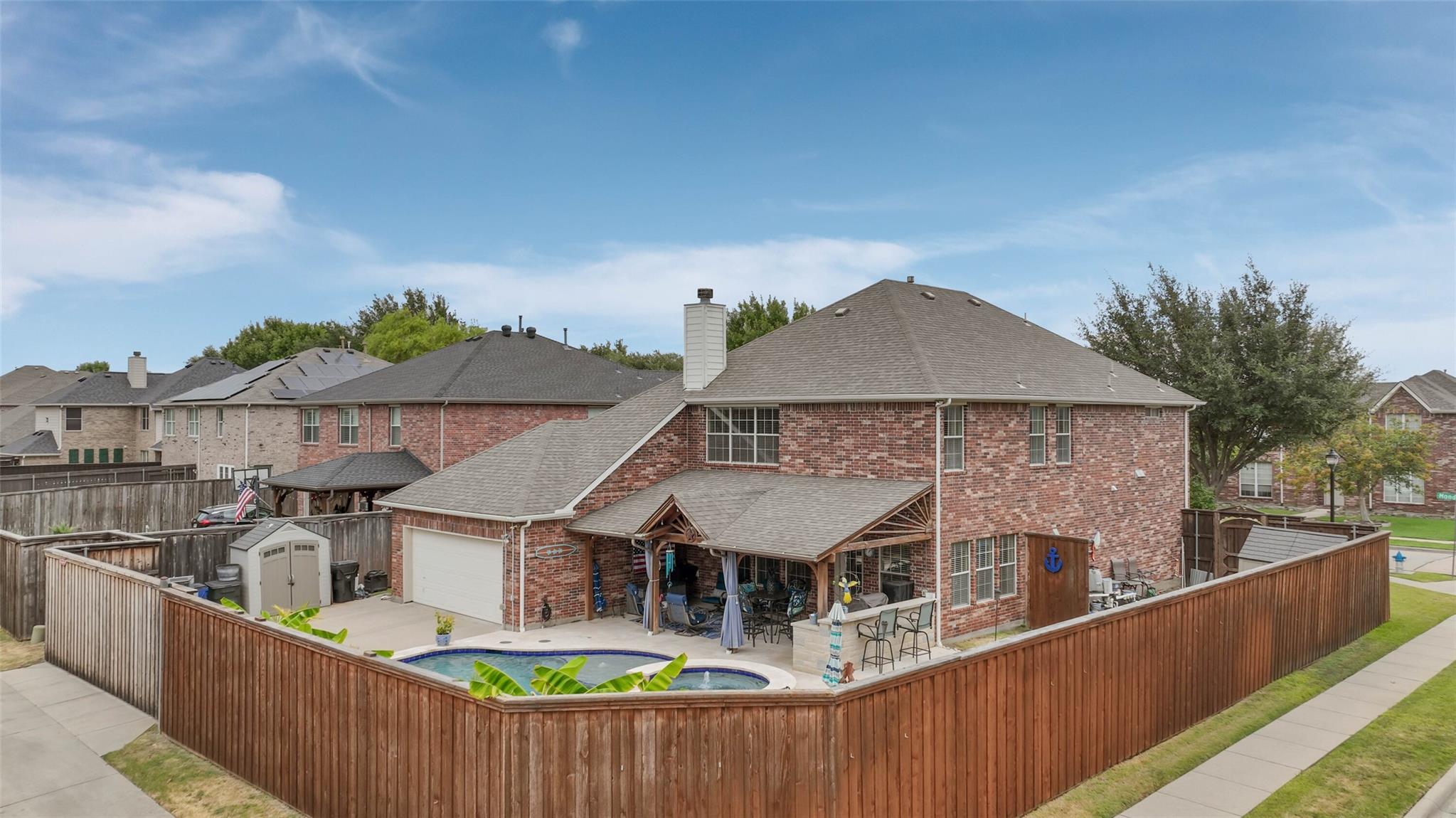 main property photo 3