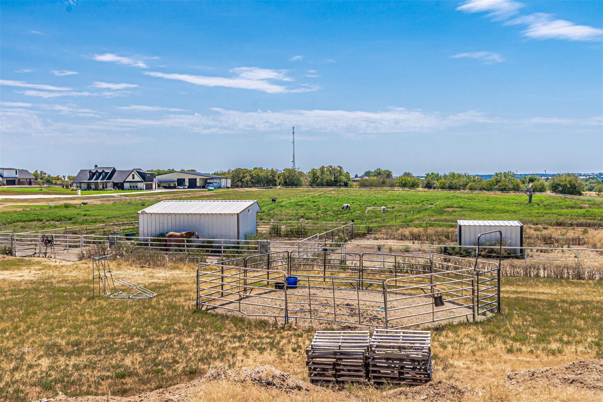 main property photo 23