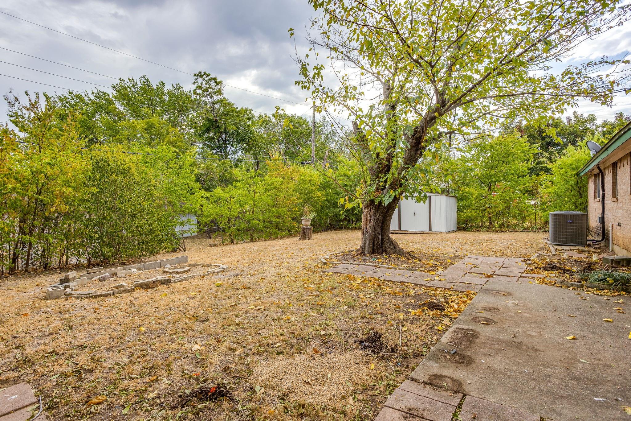 main property photo 17