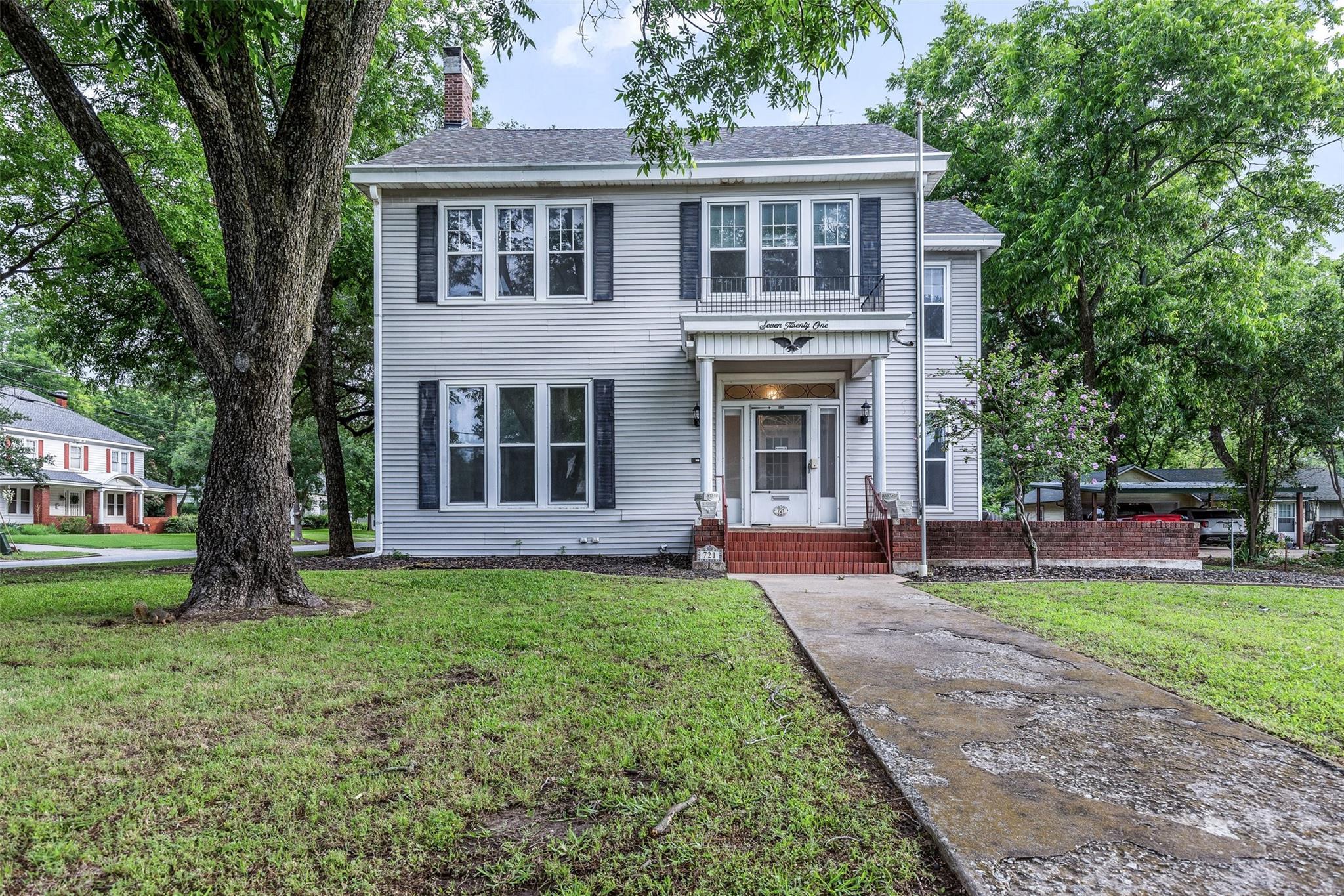 main property photo 33
