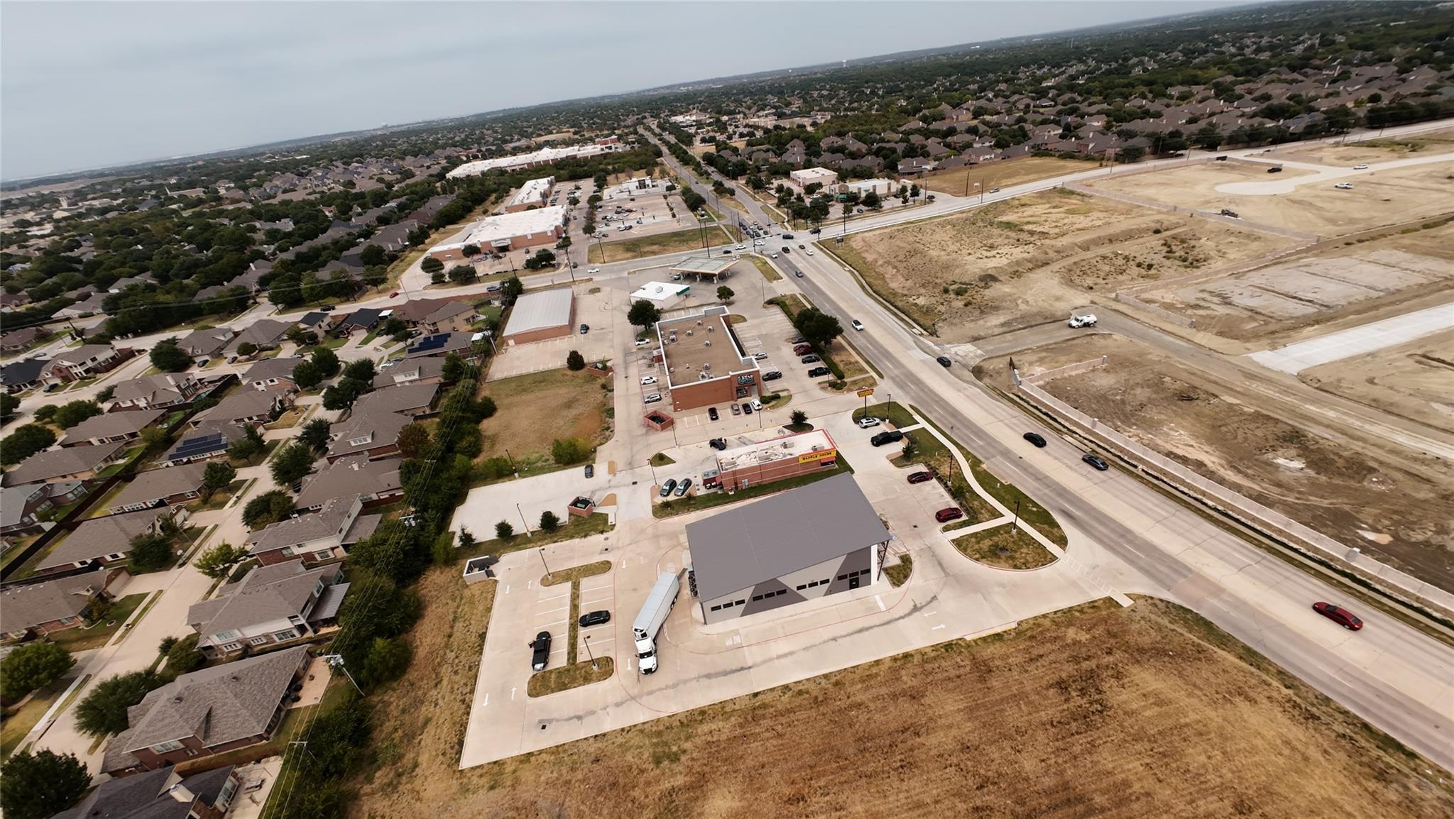 main property photo 15
