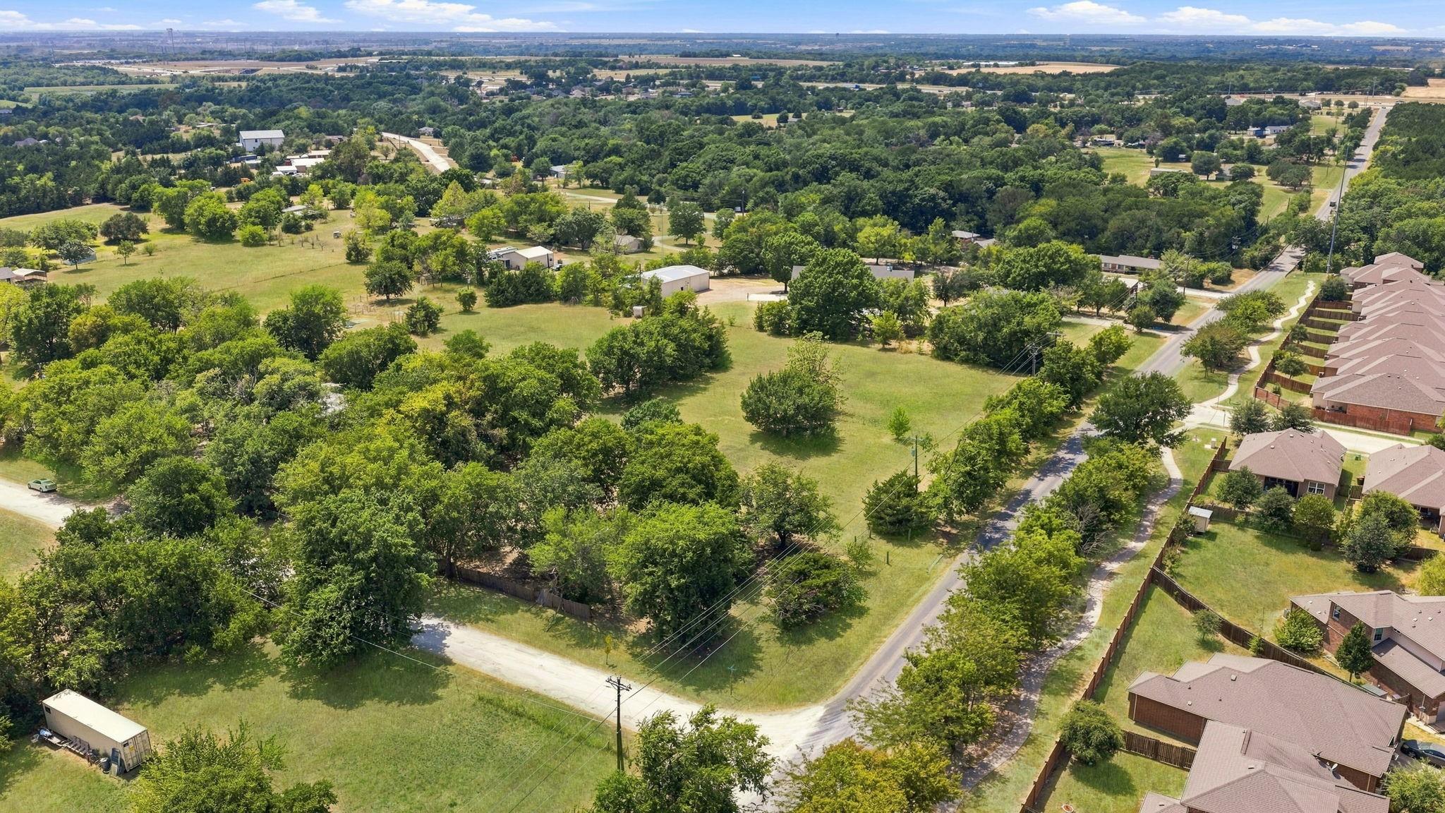 main property photo 7