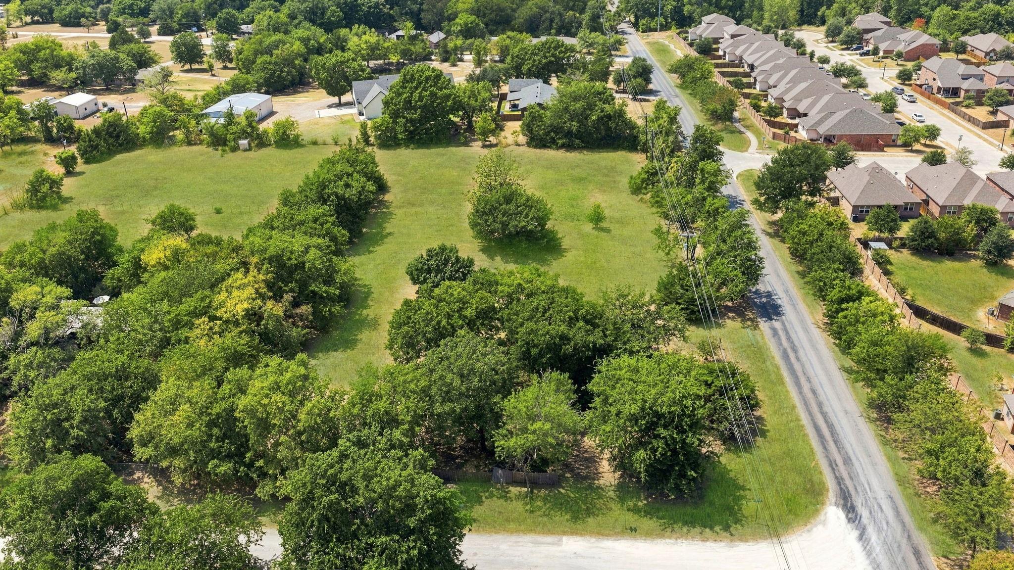 main property photo 8