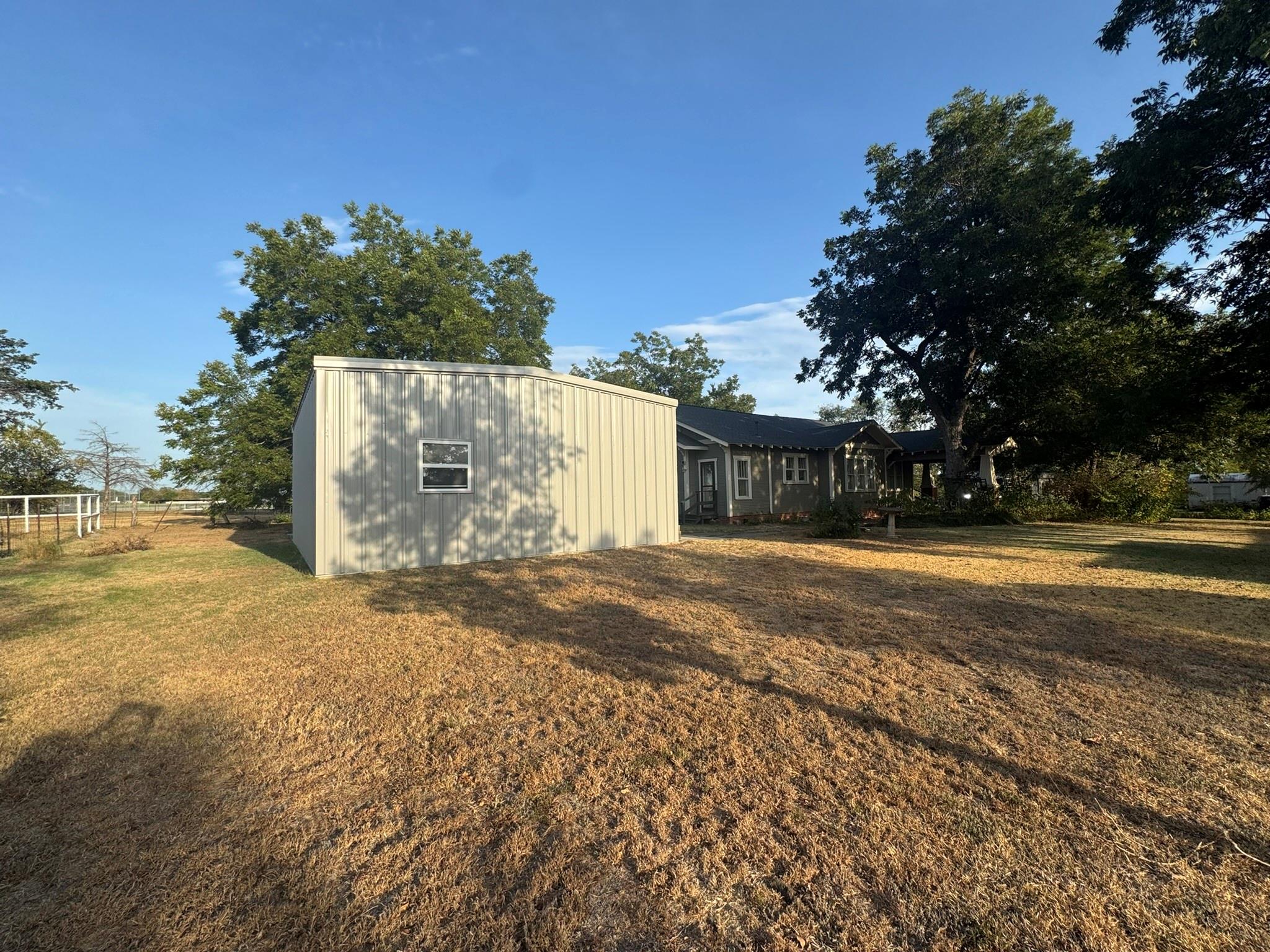 main property photo 31