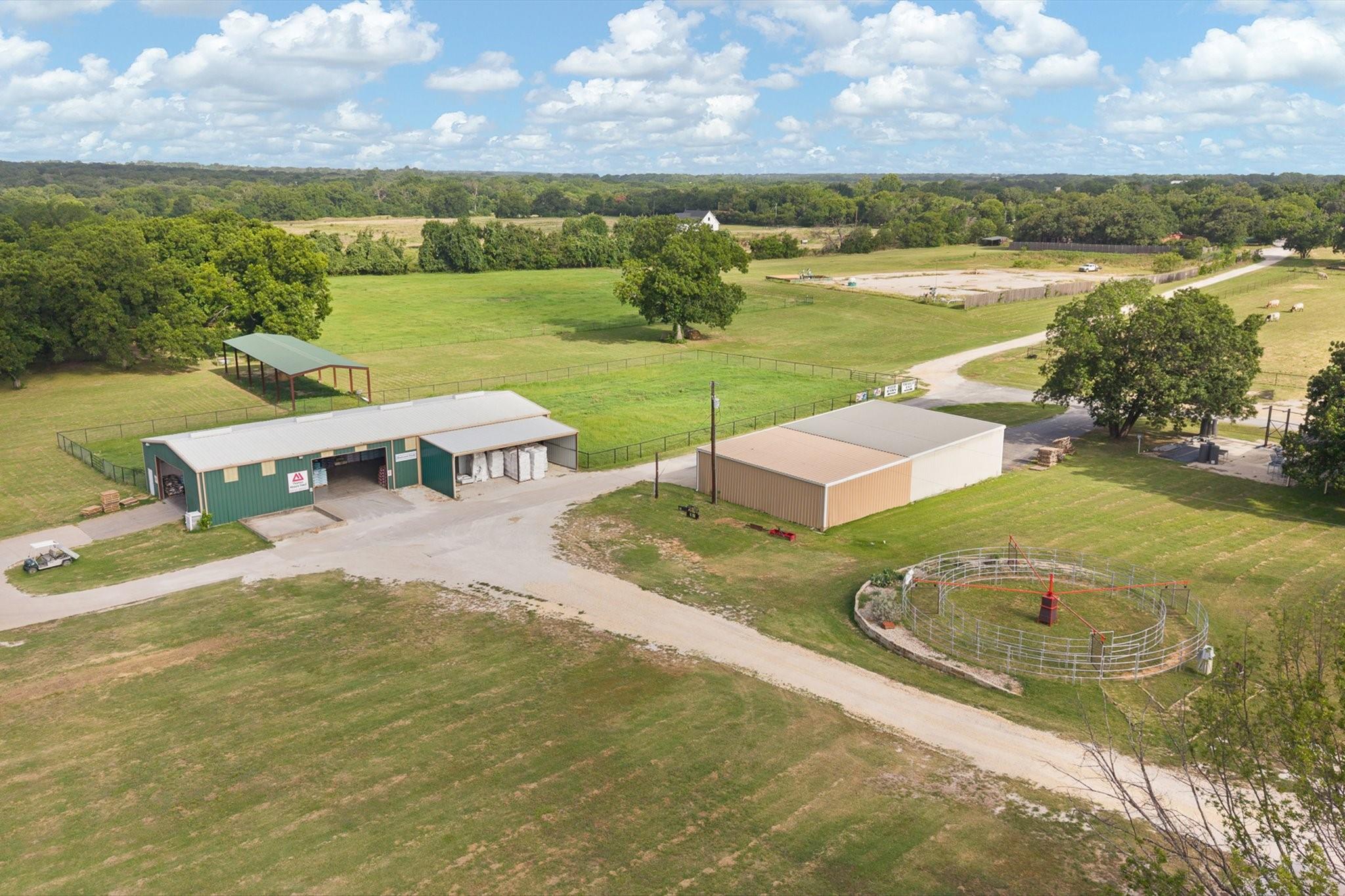 main property photo 11