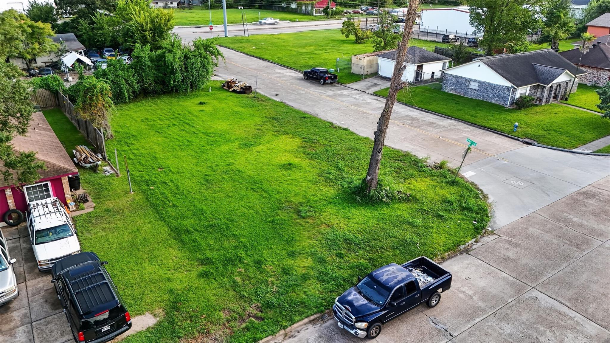 main property photo 12