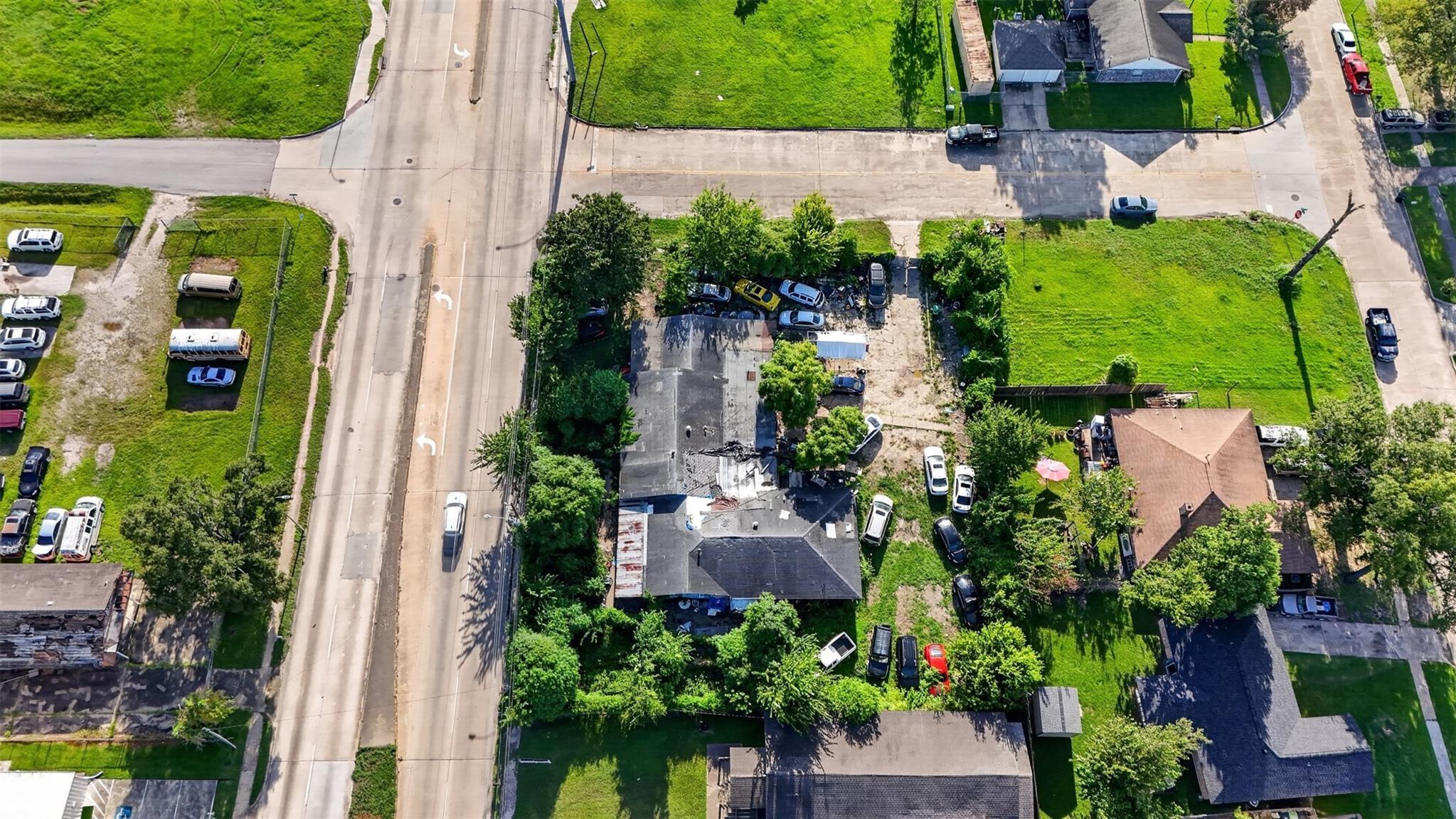 main property photo 4