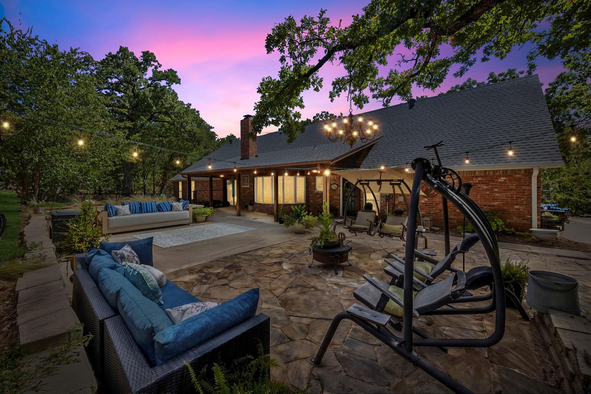 main property photo 19