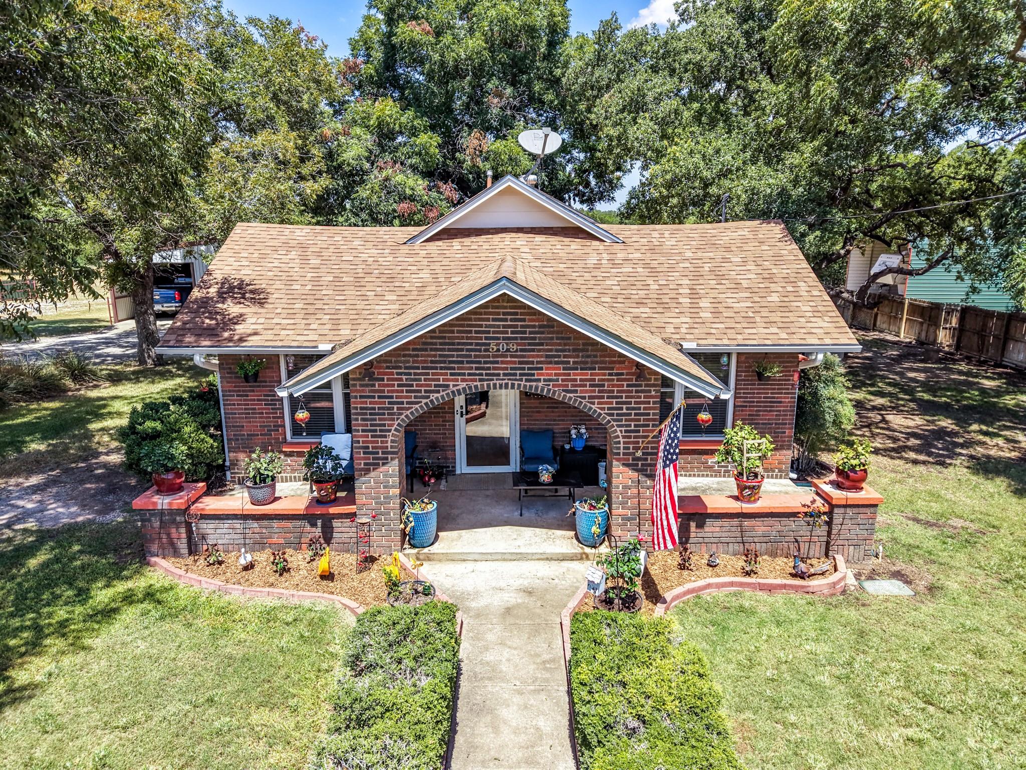 main property photo 14
