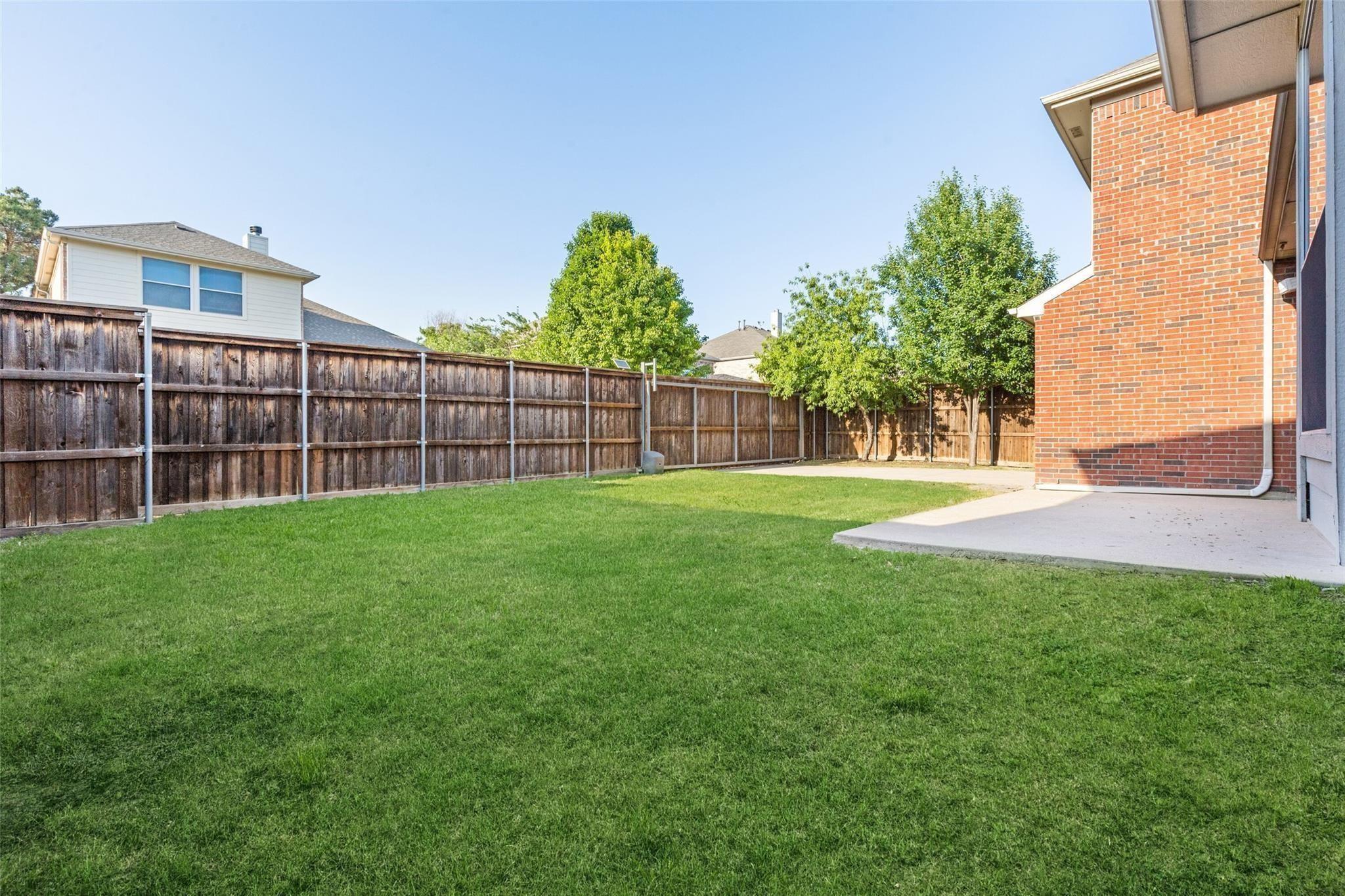 main property photo 30