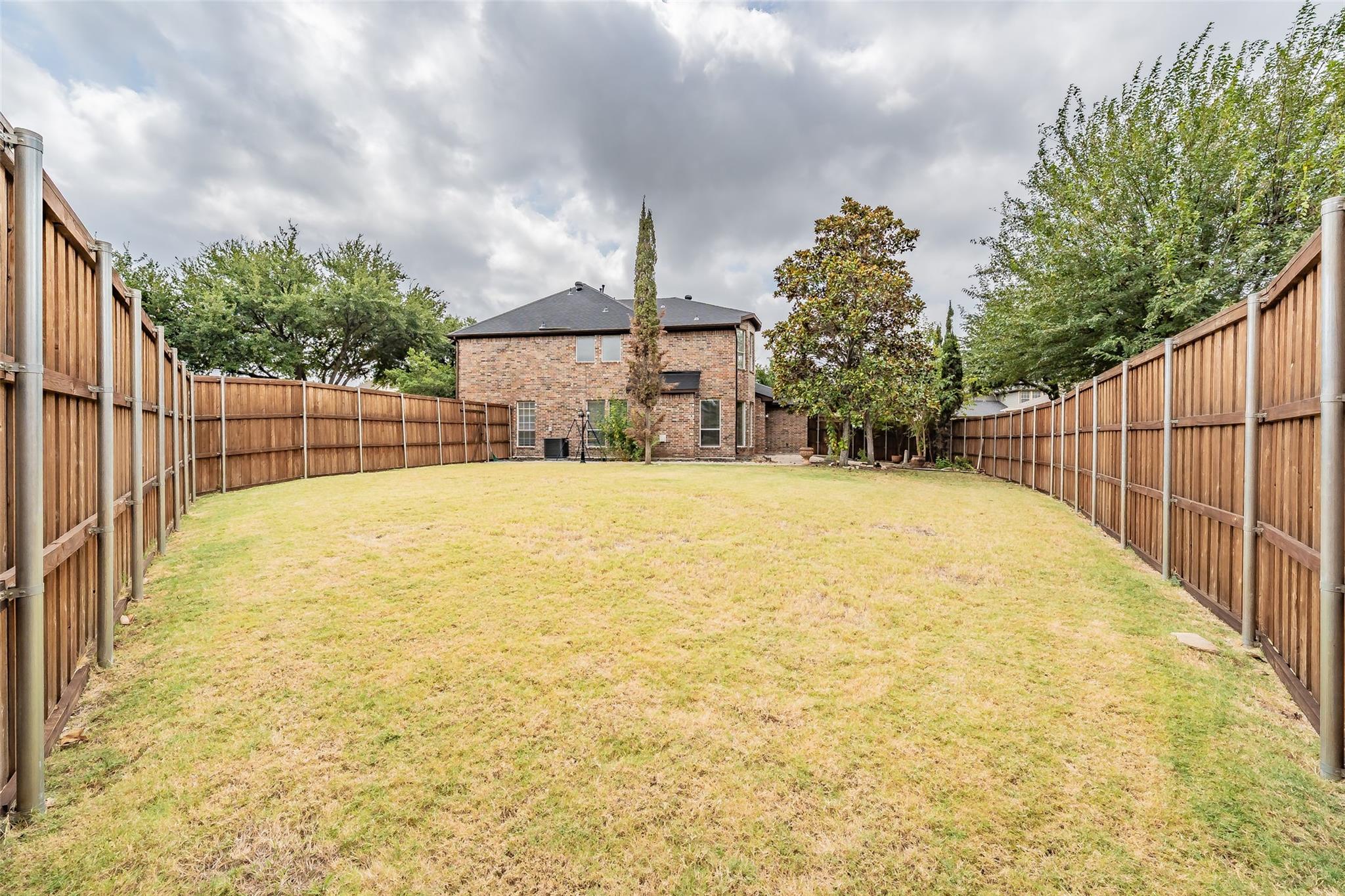 main property photo 21