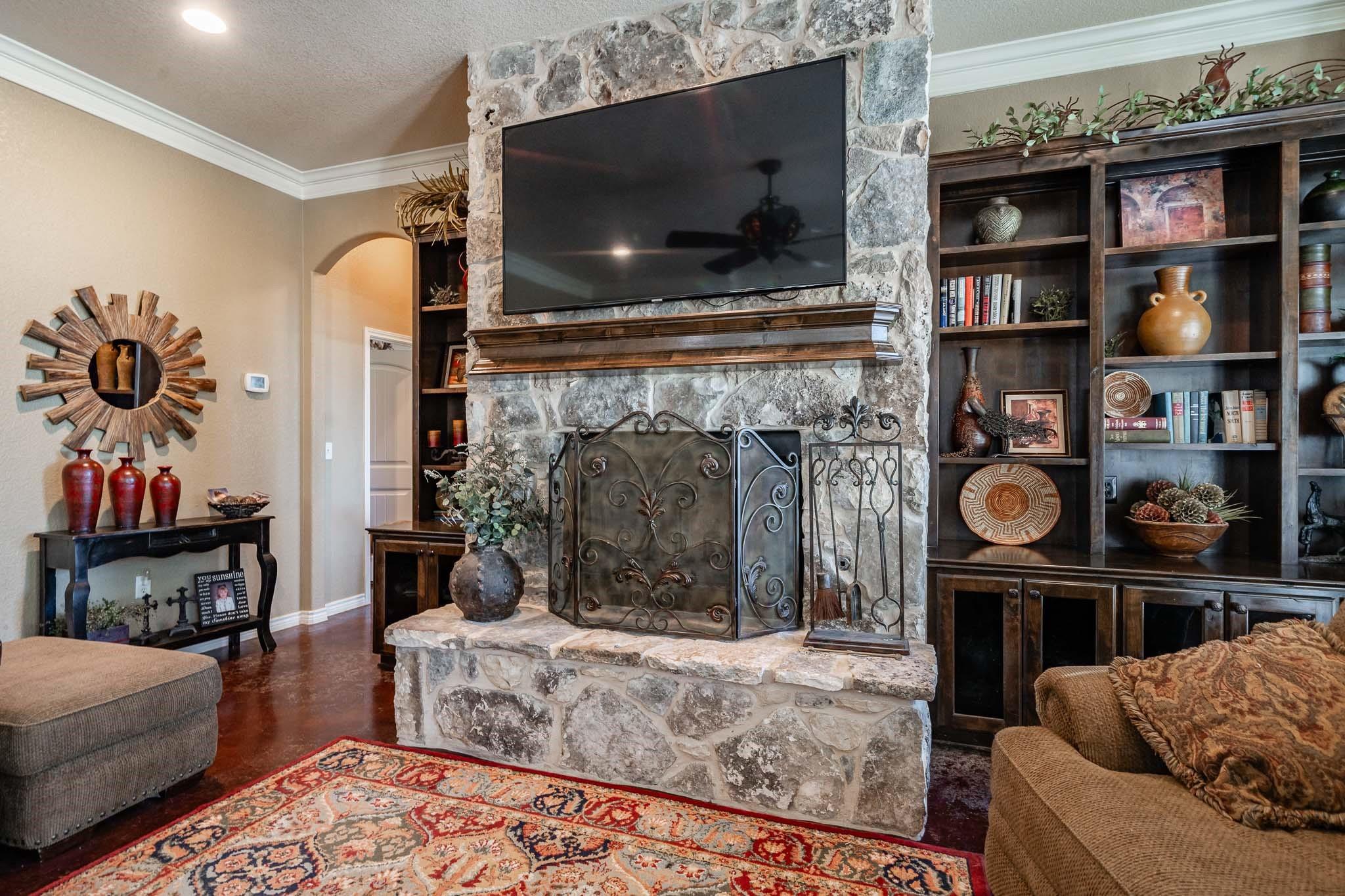 main property photo 19