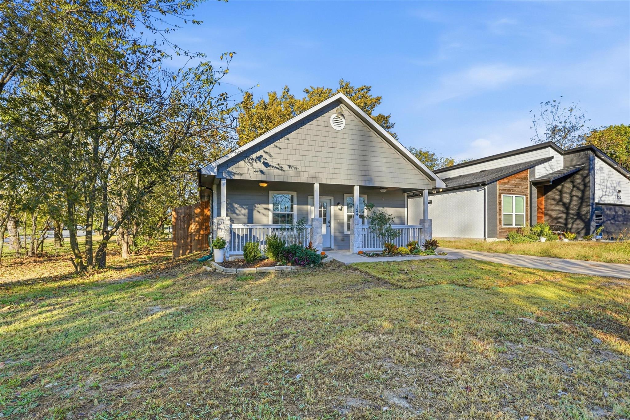 main property photo 3