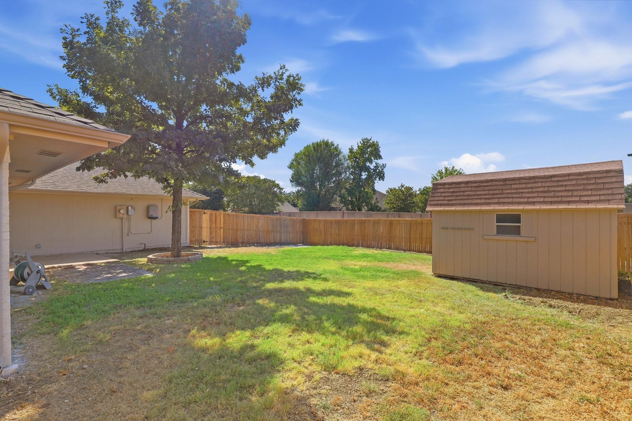 main property photo 33