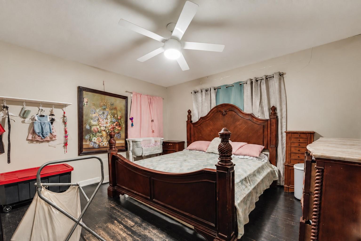 main property photo 15