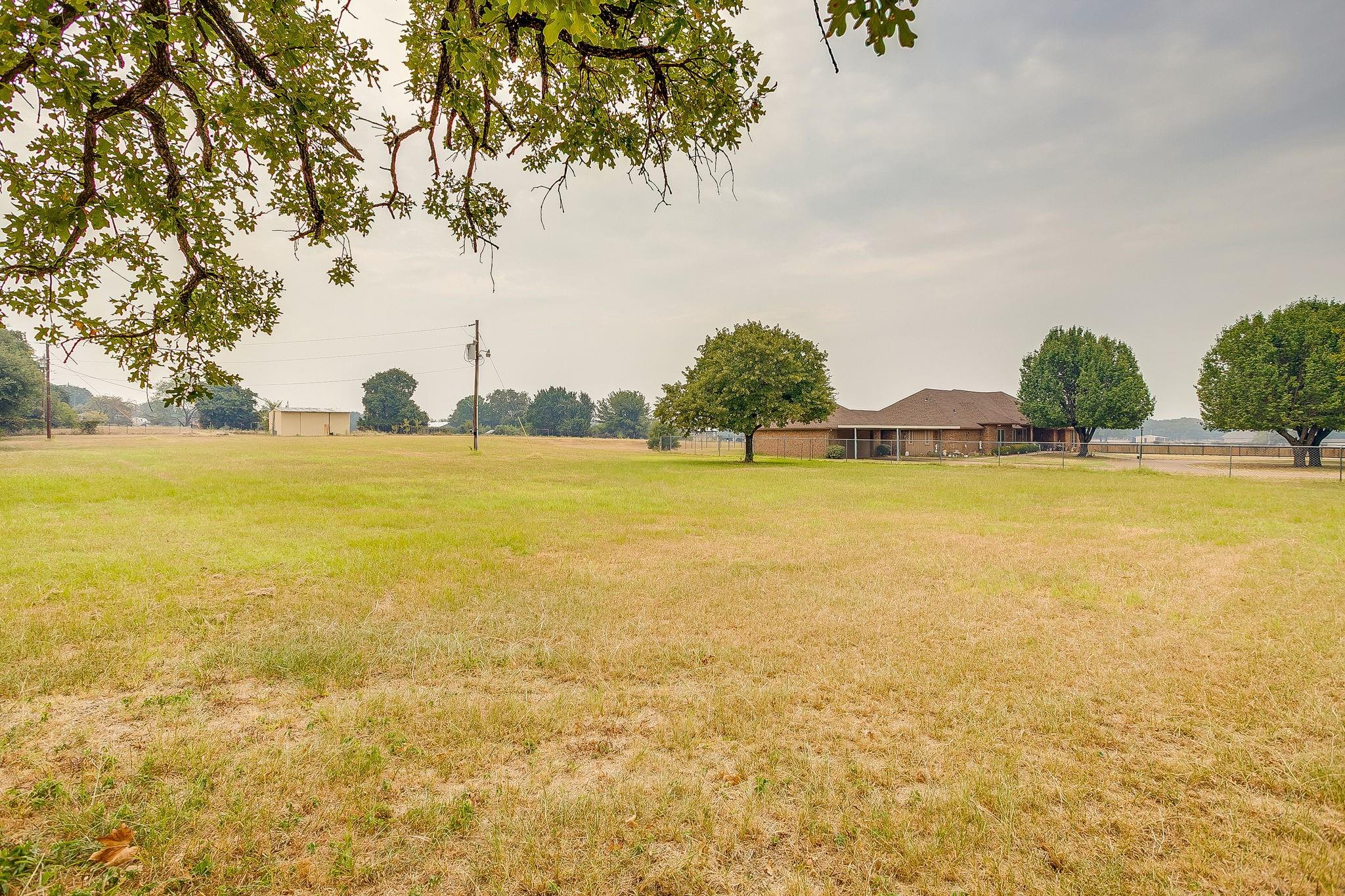 main property photo 37