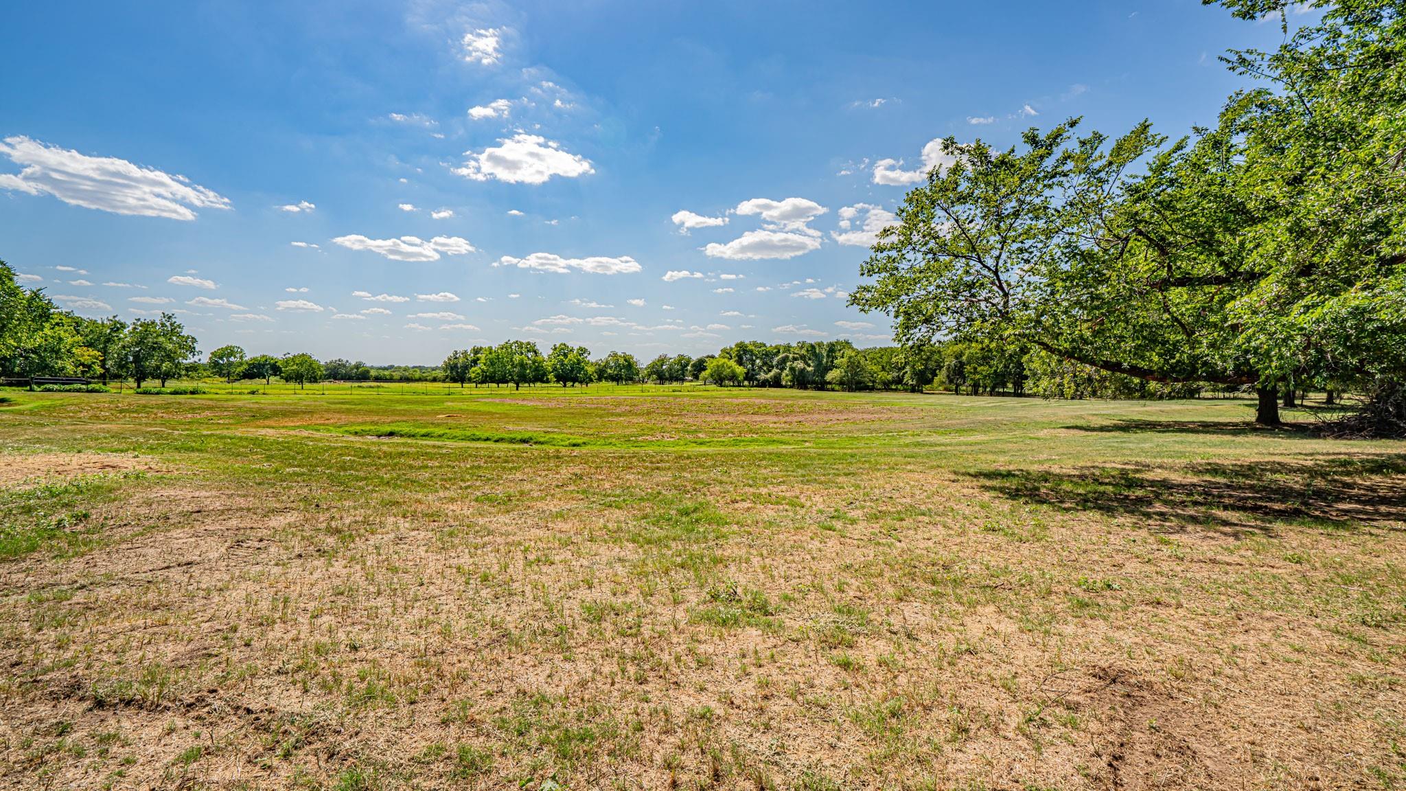 main property photo 35
