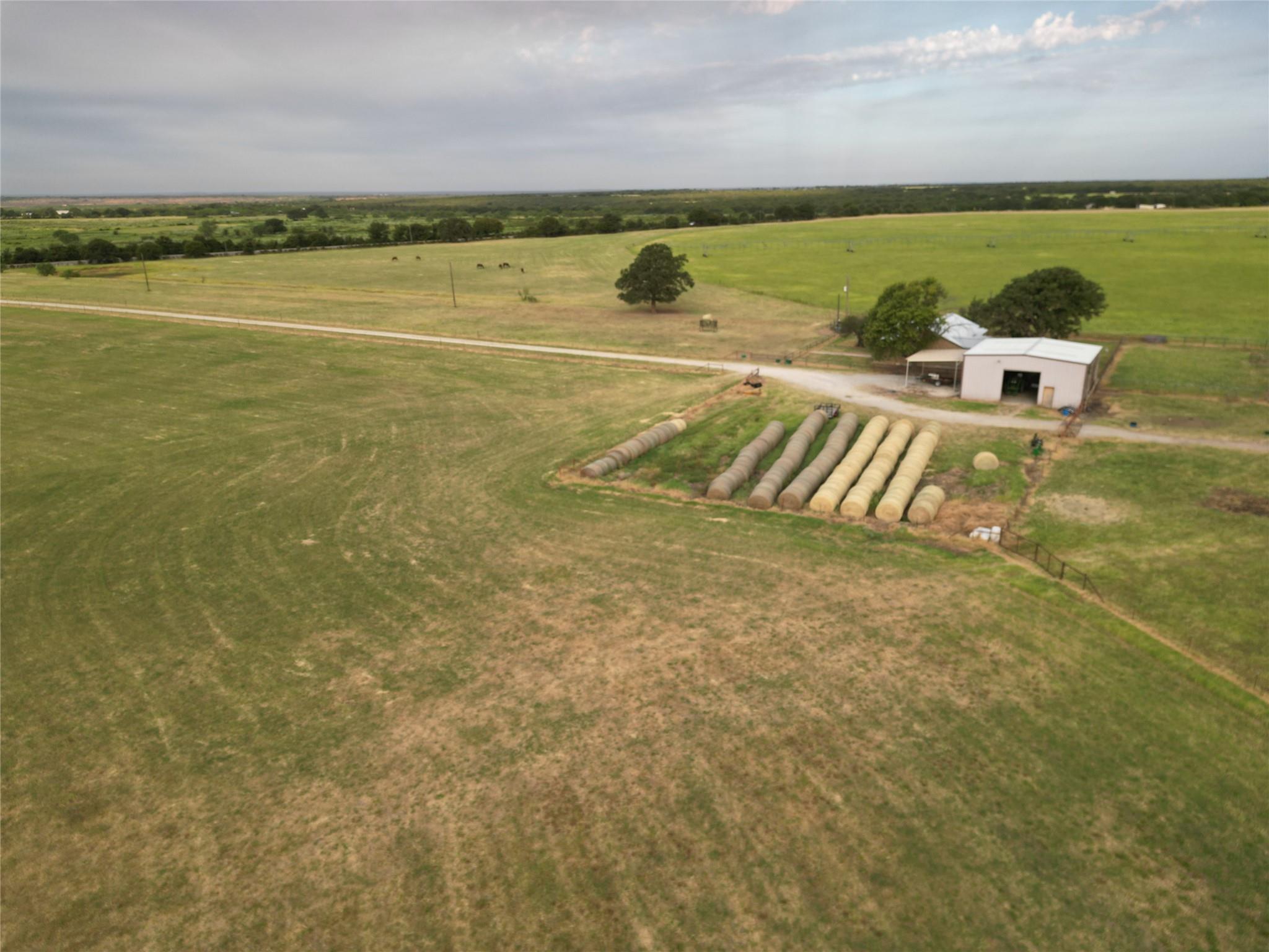 main property photo 25