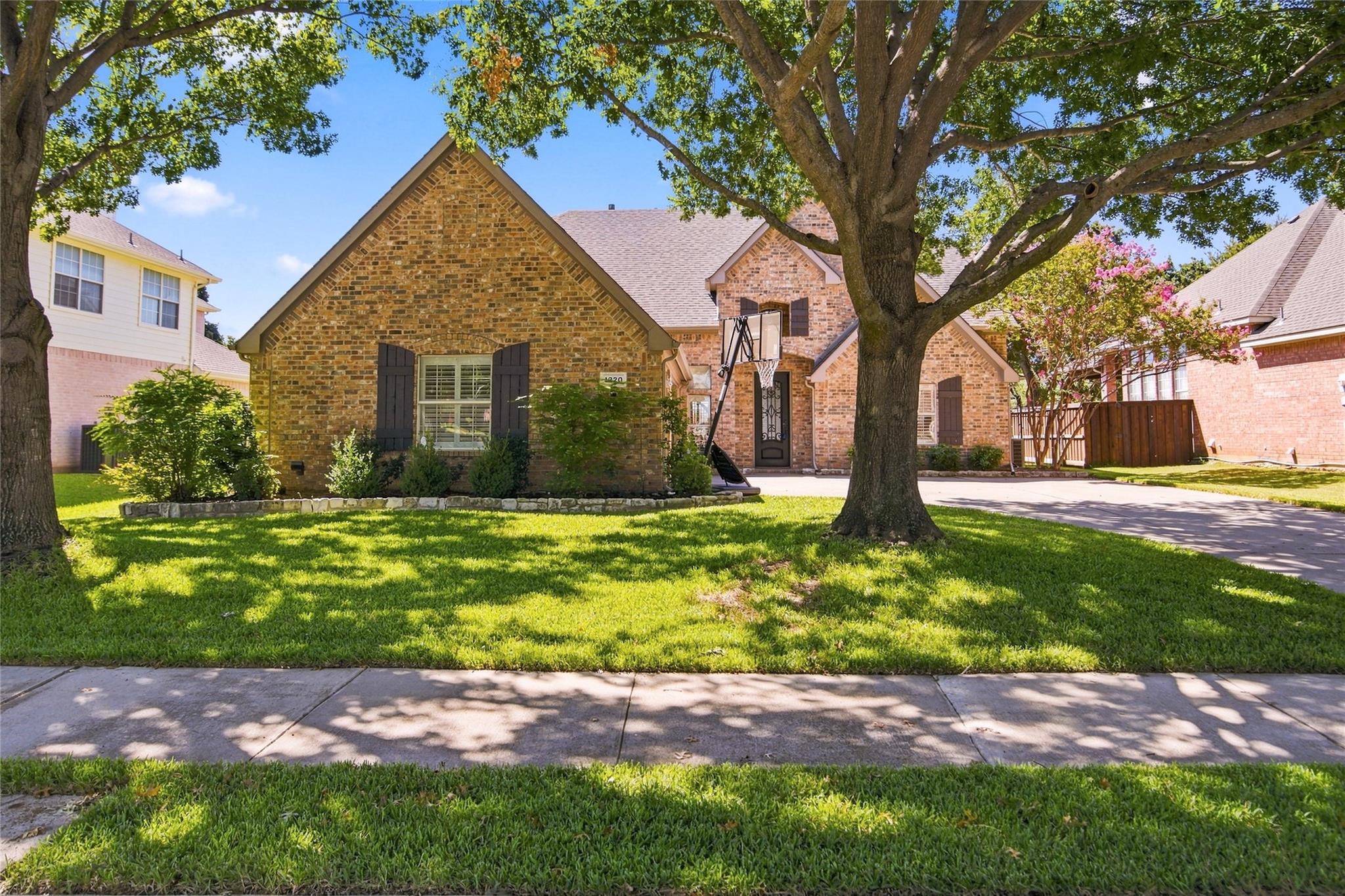 main property photo 2