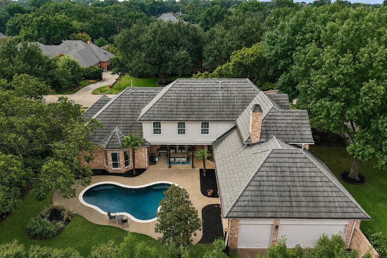main property photo 31