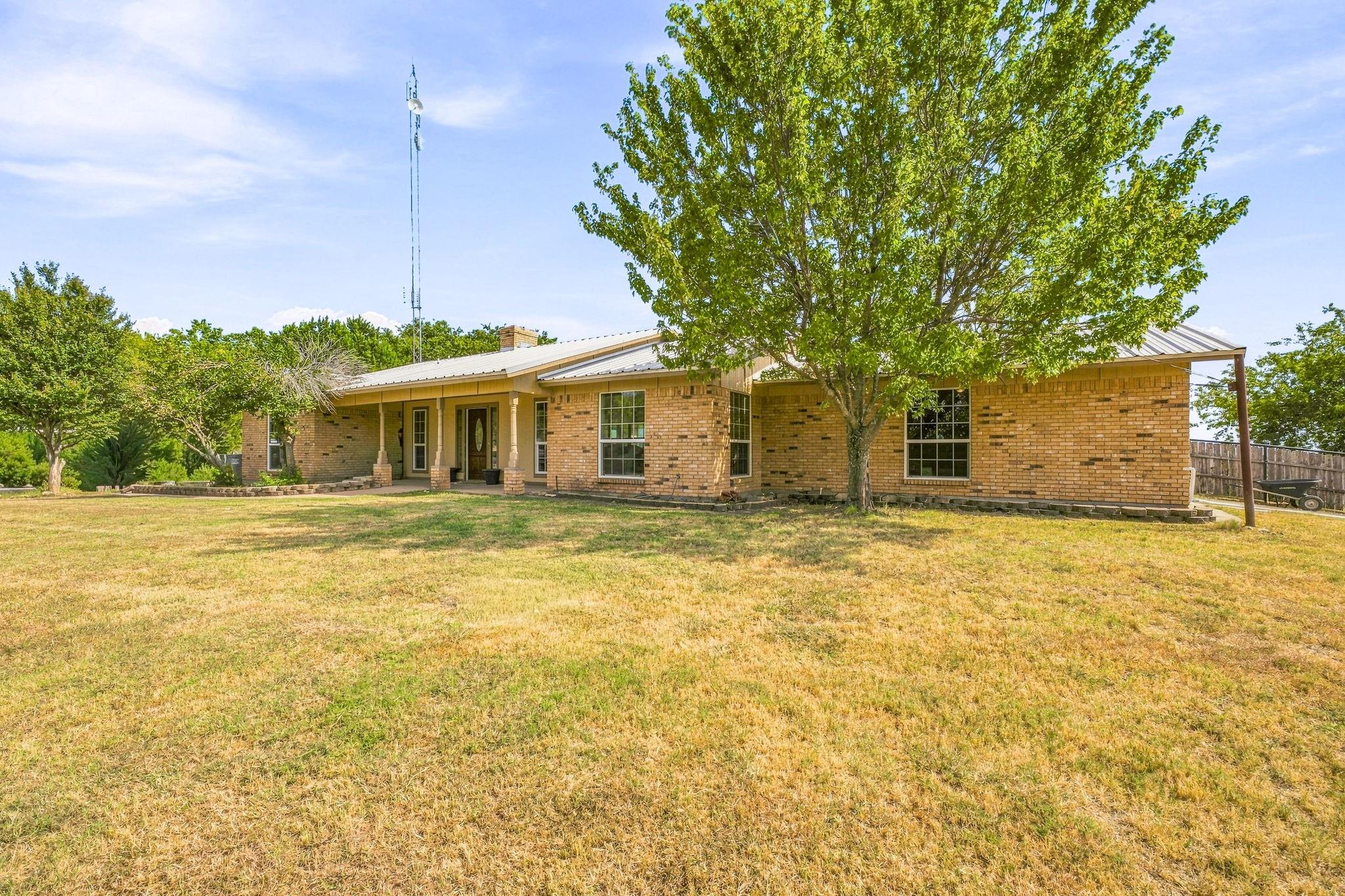 main property photo 26