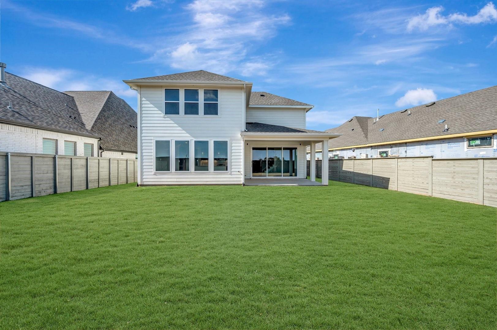 main property photo 23