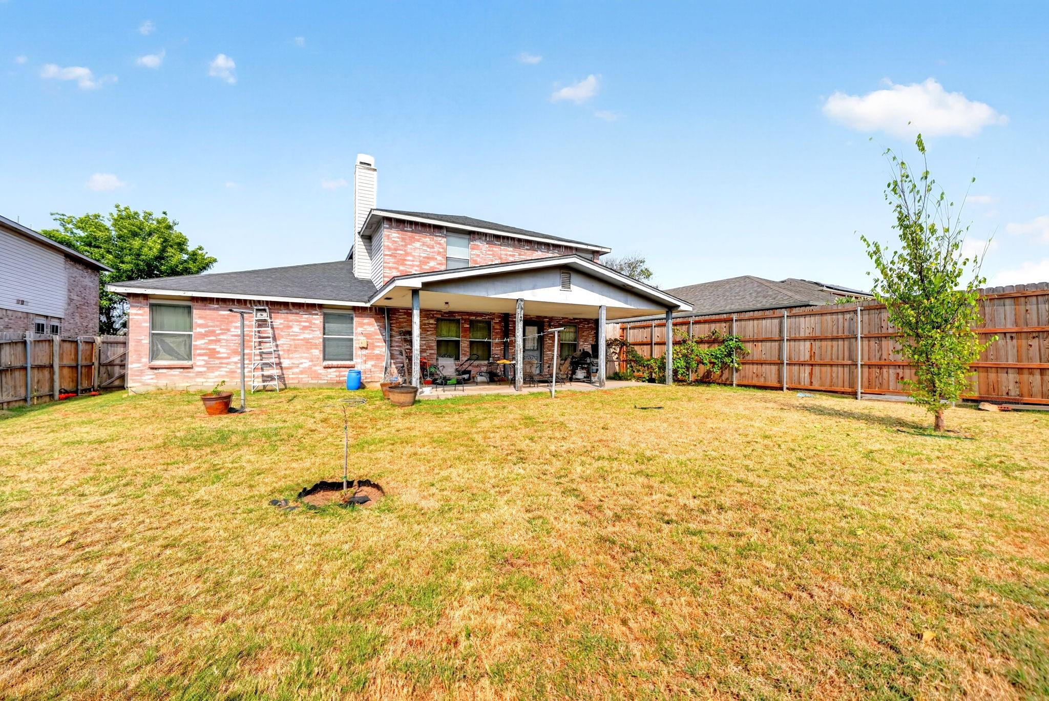 main property photo 32