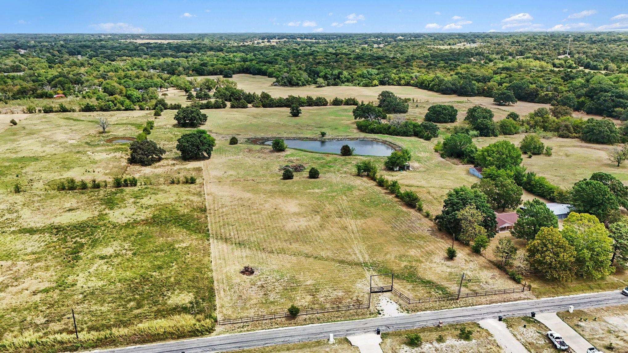 main property photo 13