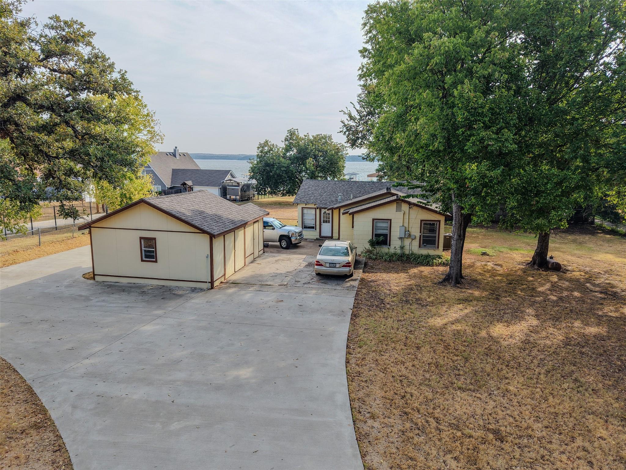 main property photo 26