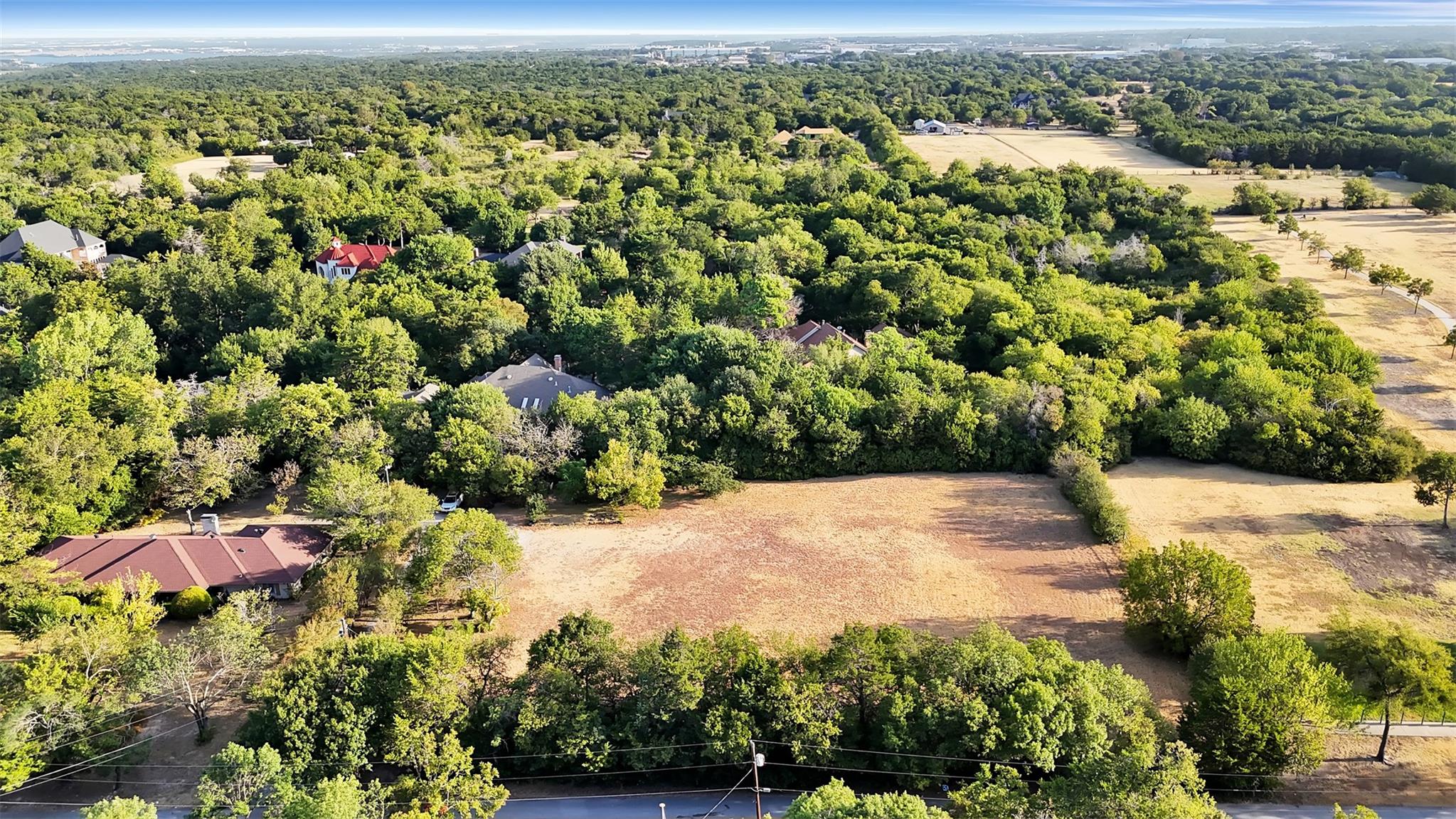 main property photo 11