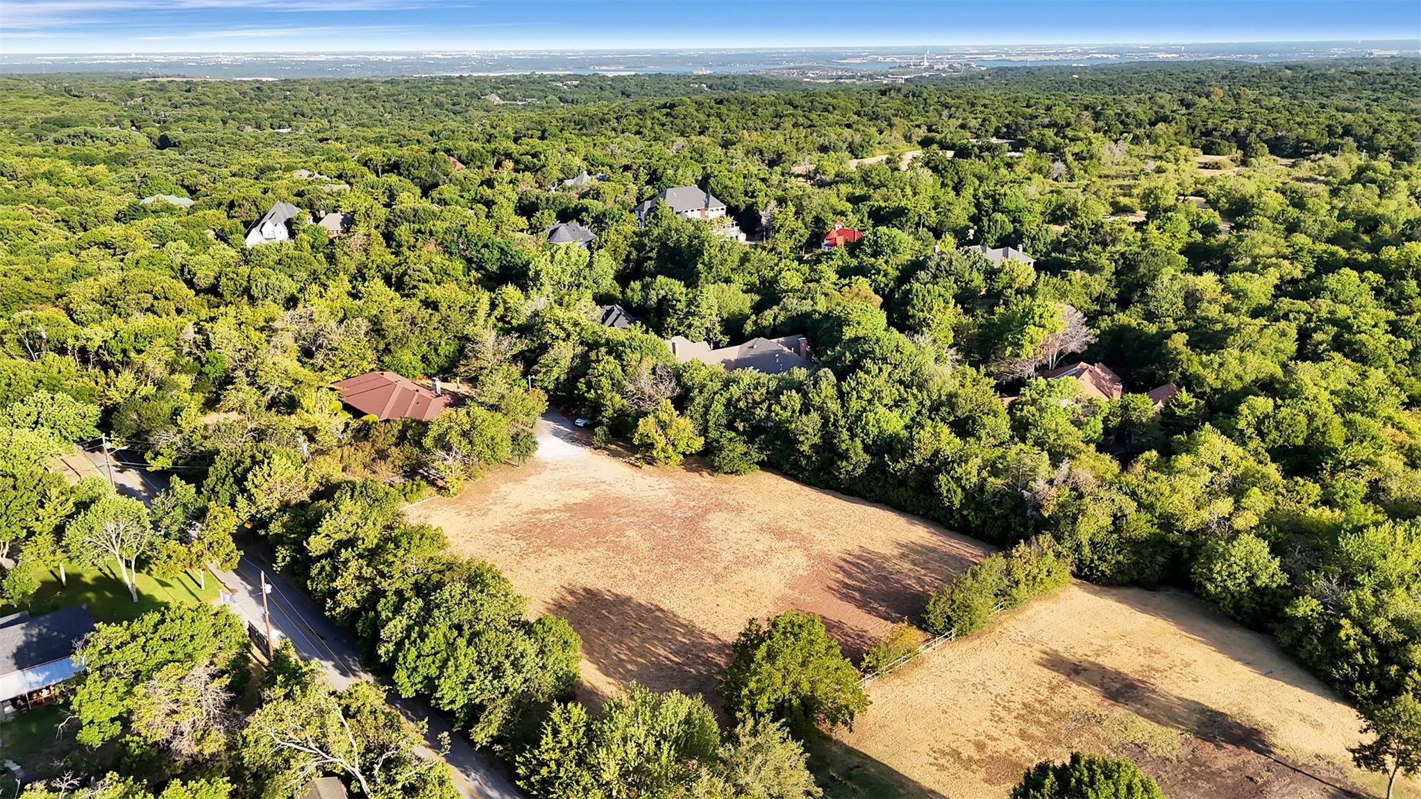 main property photo 13