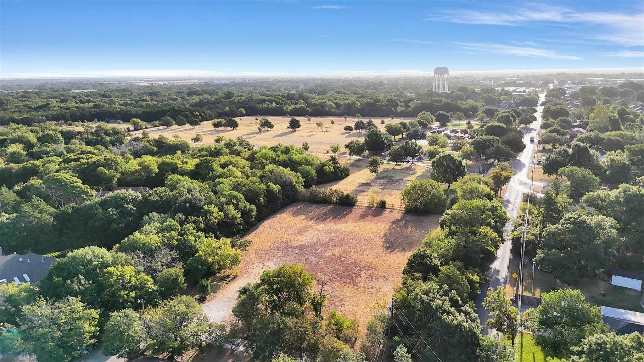 main property photo 8