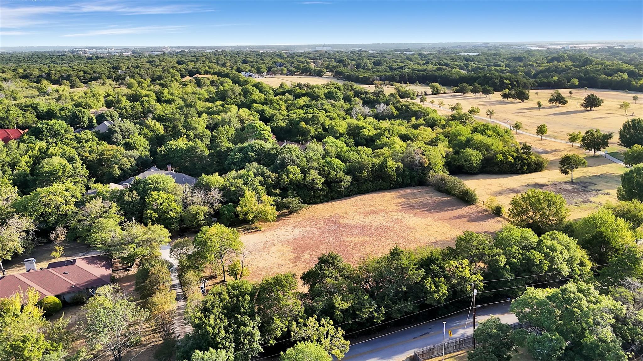 main property photo 9