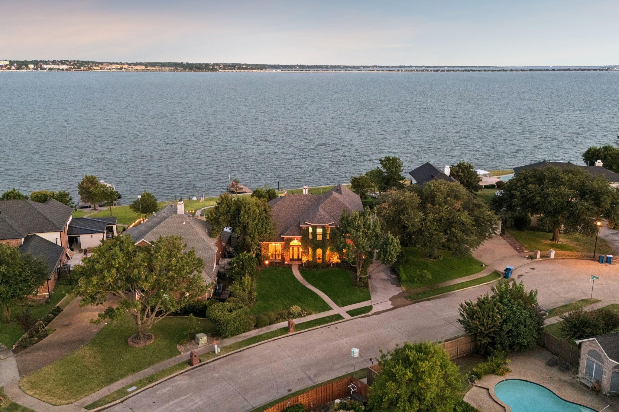 main property photo 33