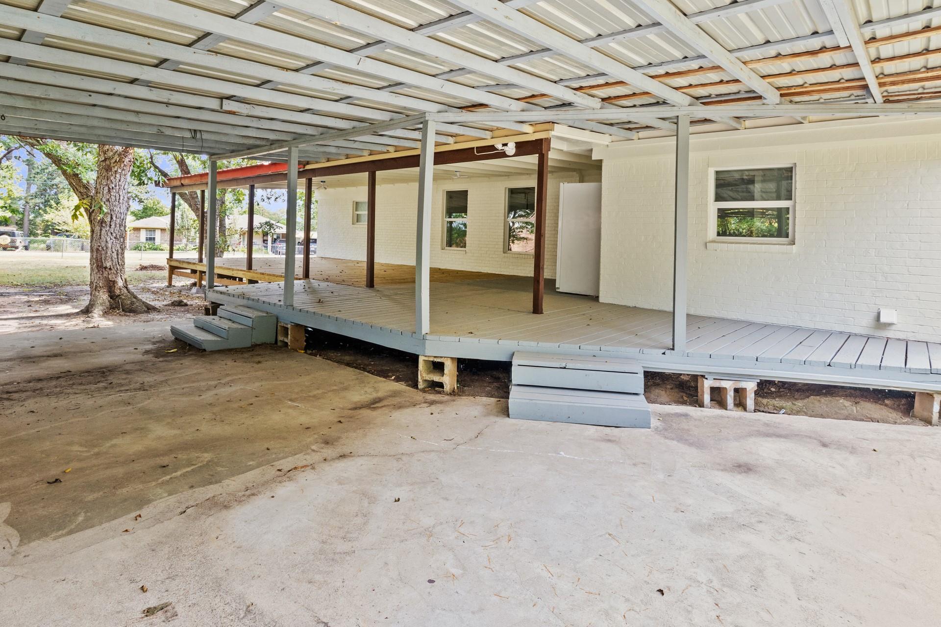 main property photo 34