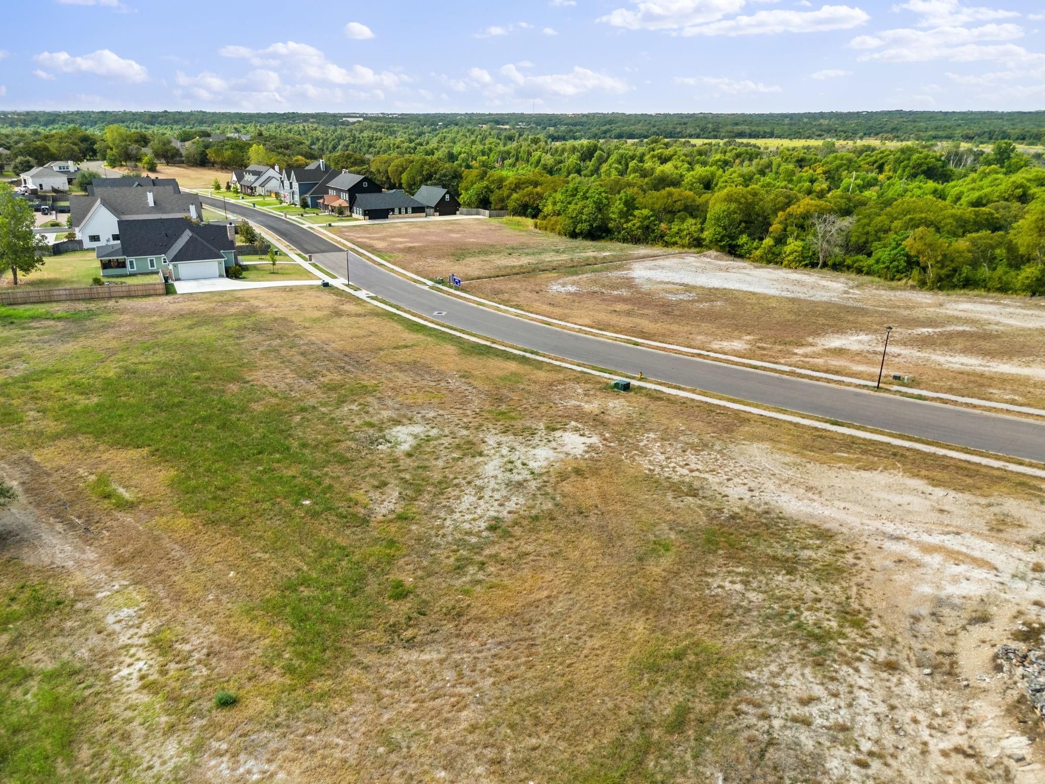 main property photo 12
