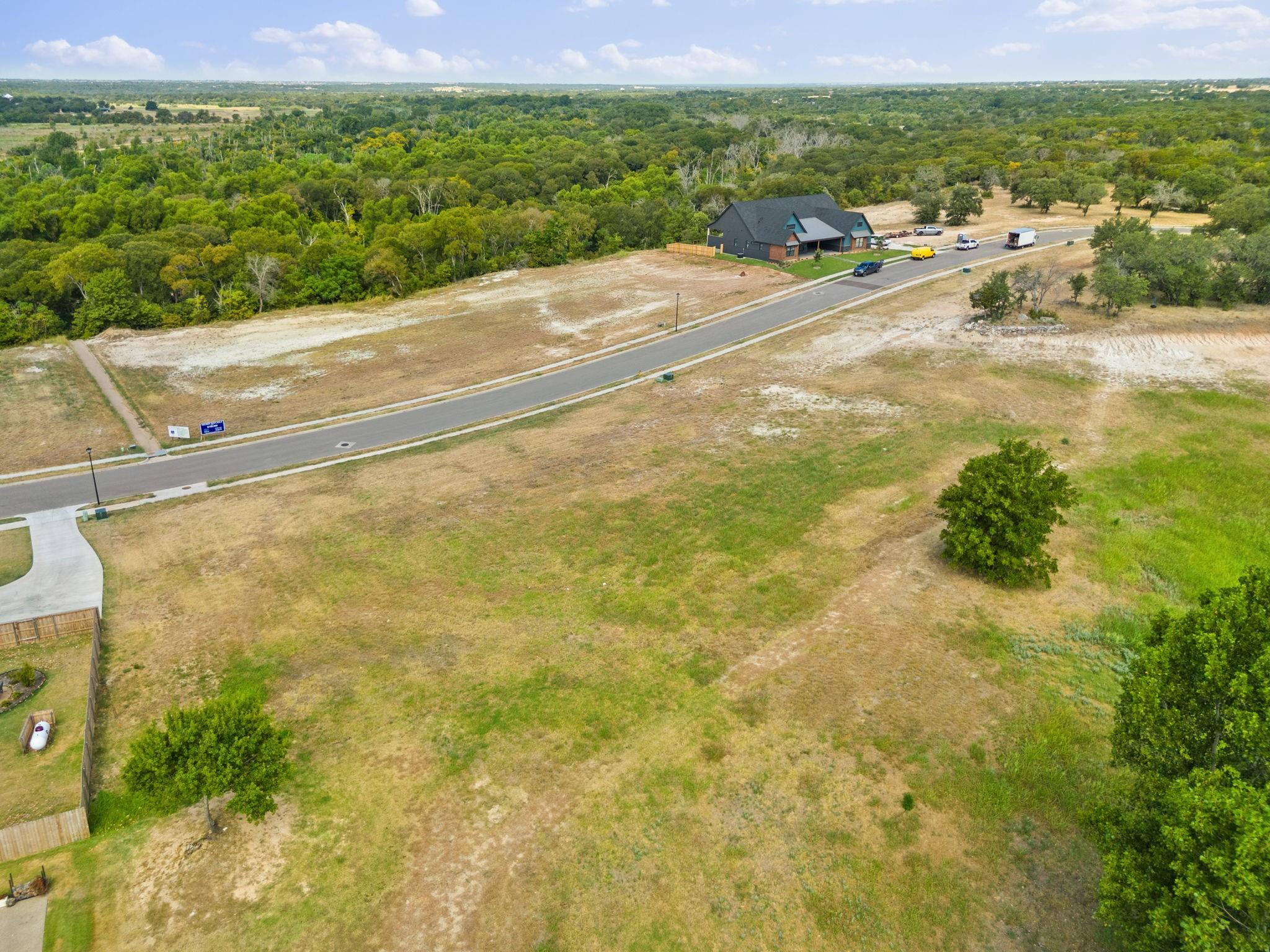 main property photo 7