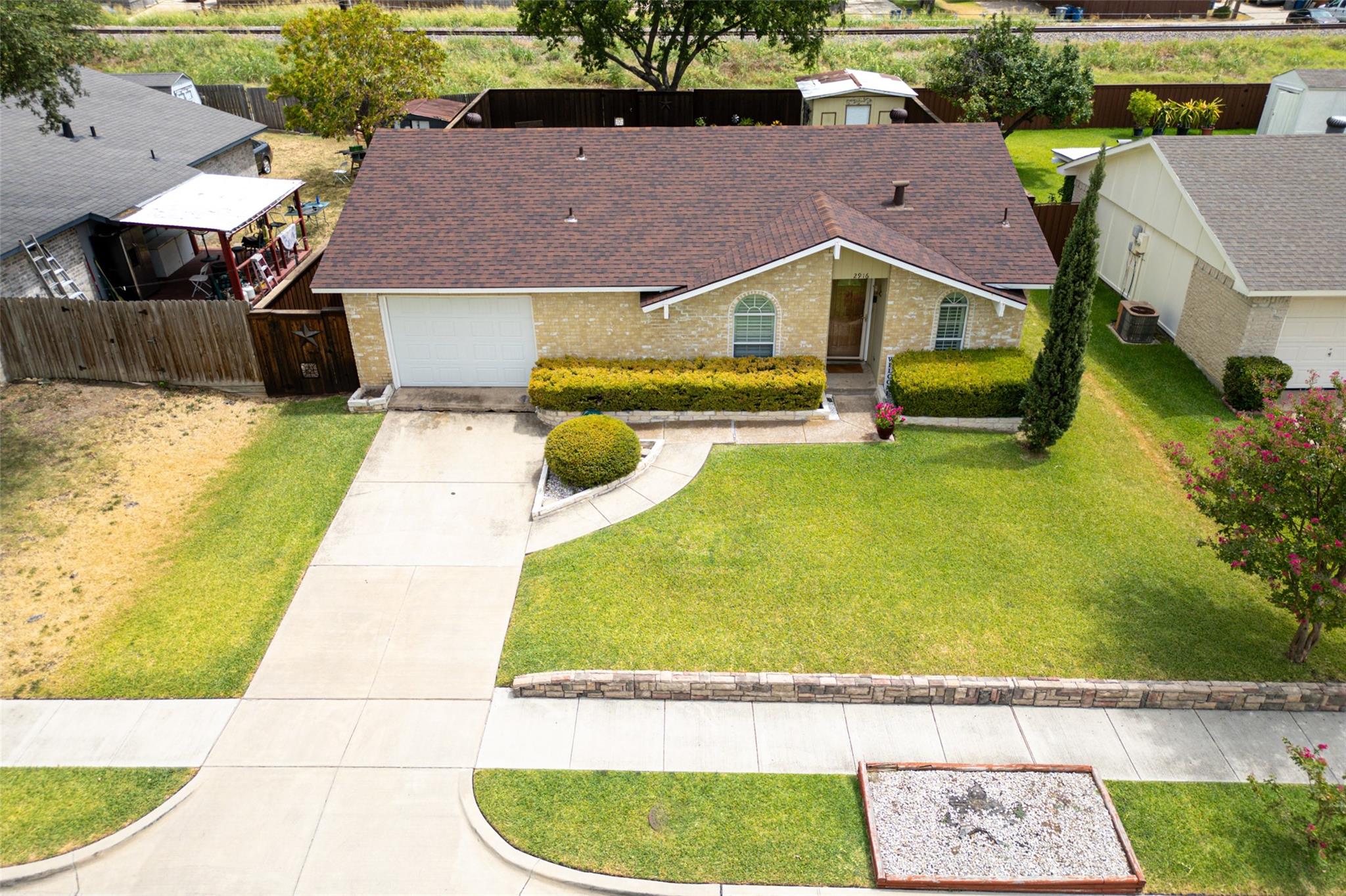 main property photo 29