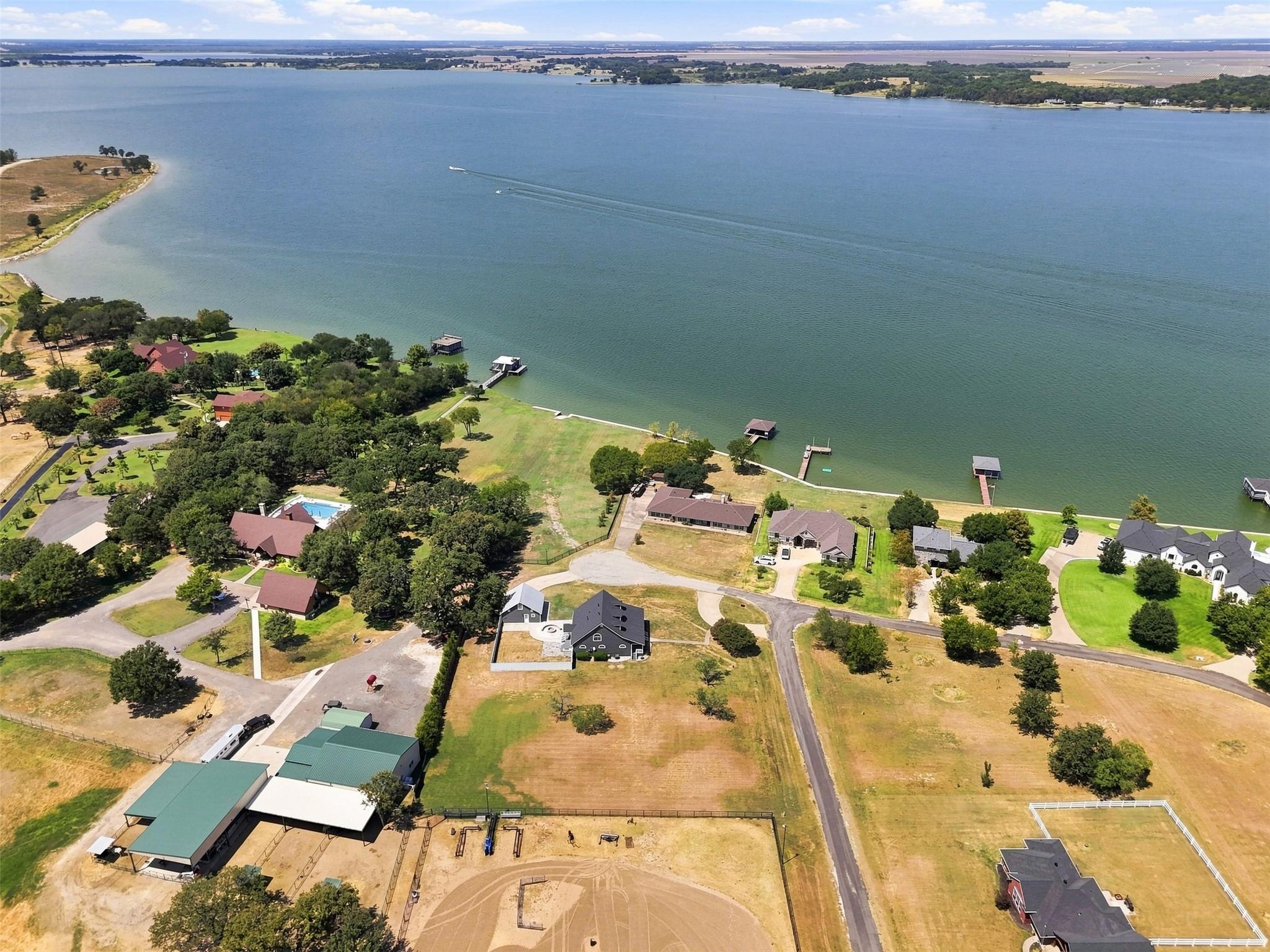 main property photo 34