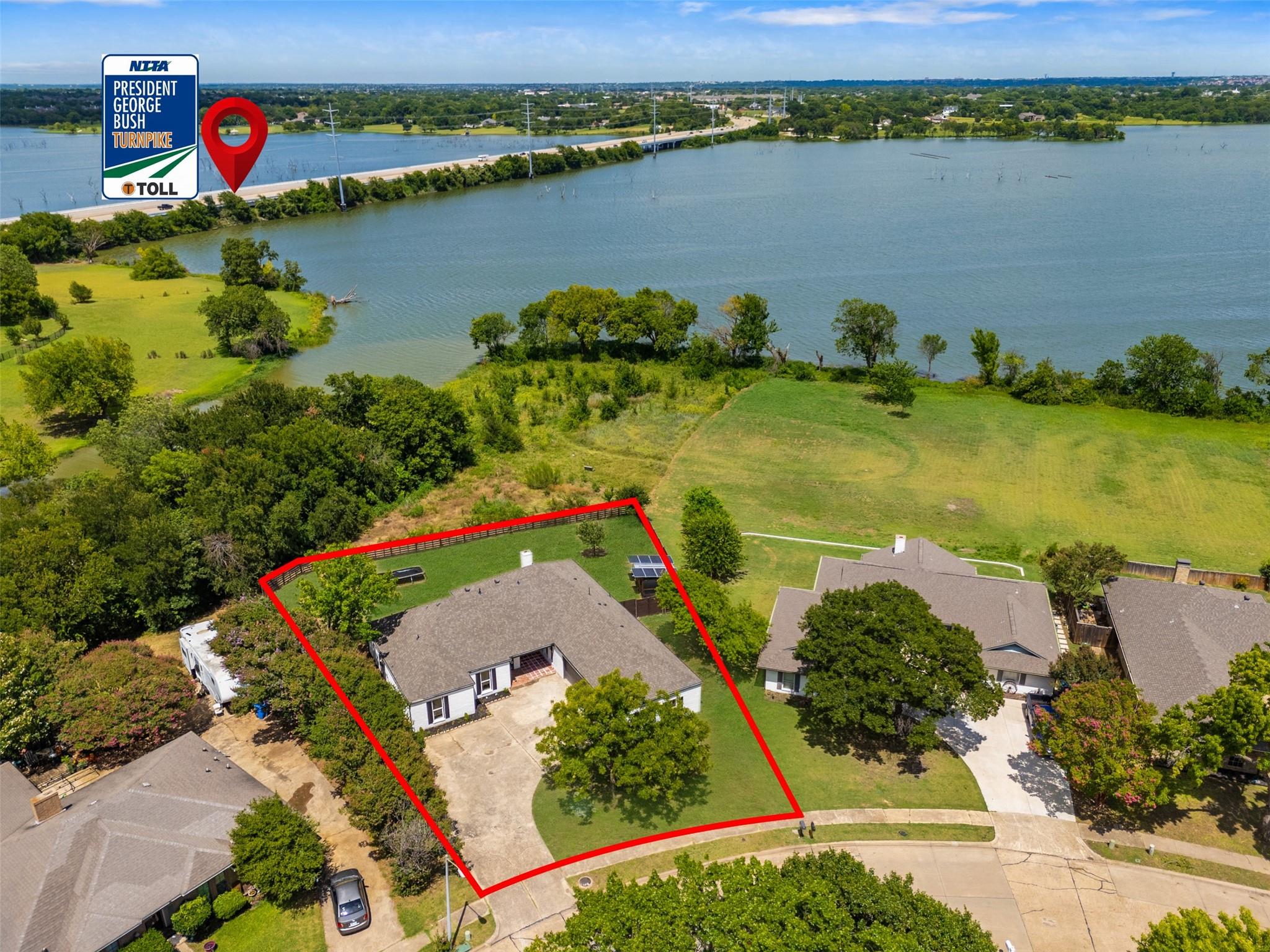 main property photo 14