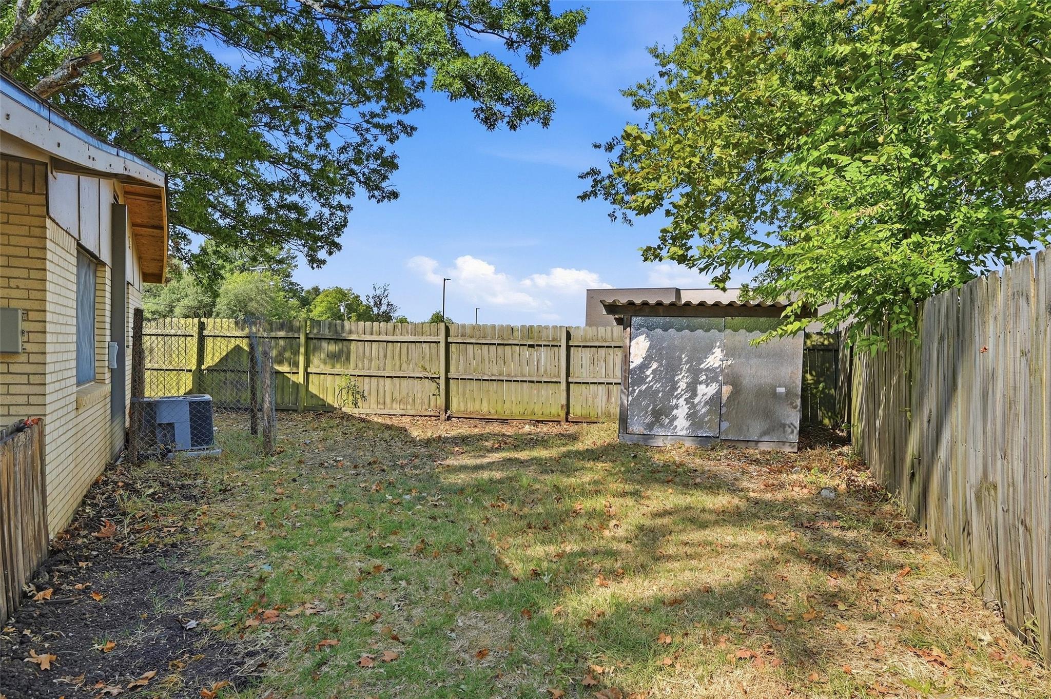 main property photo 18