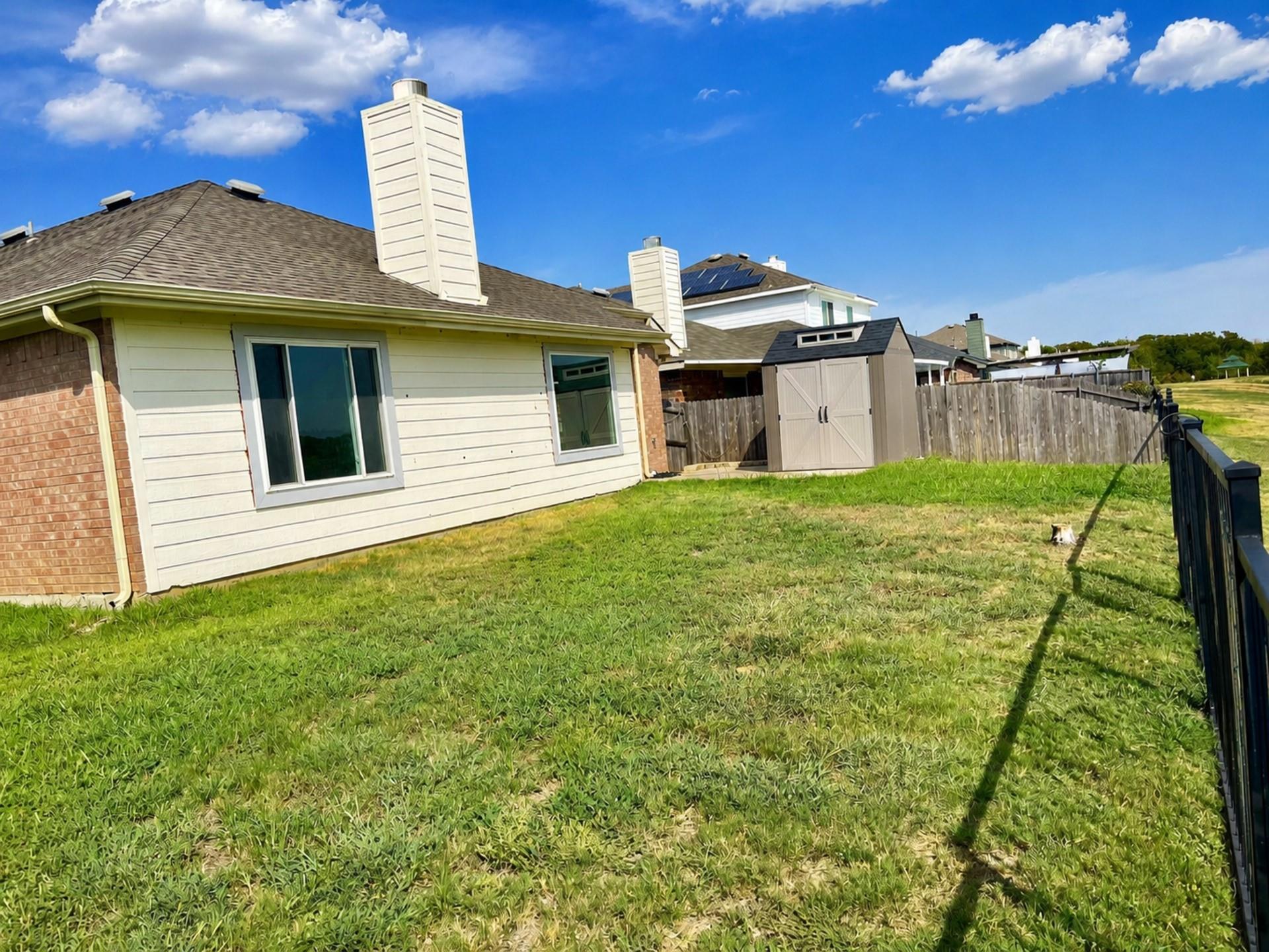 main property photo 16