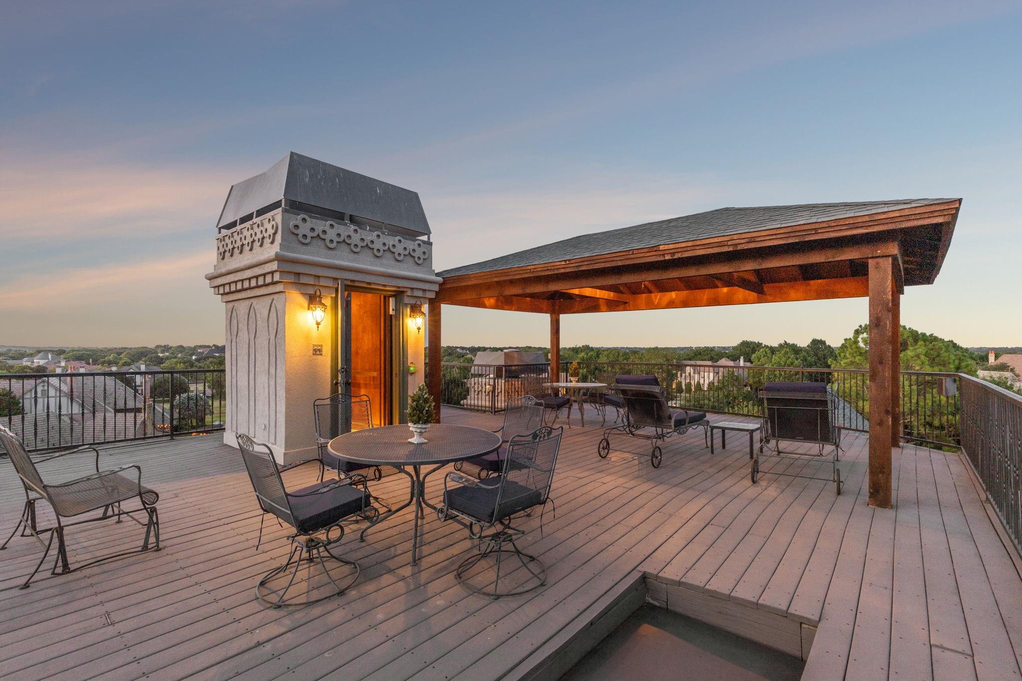 main property photo 30