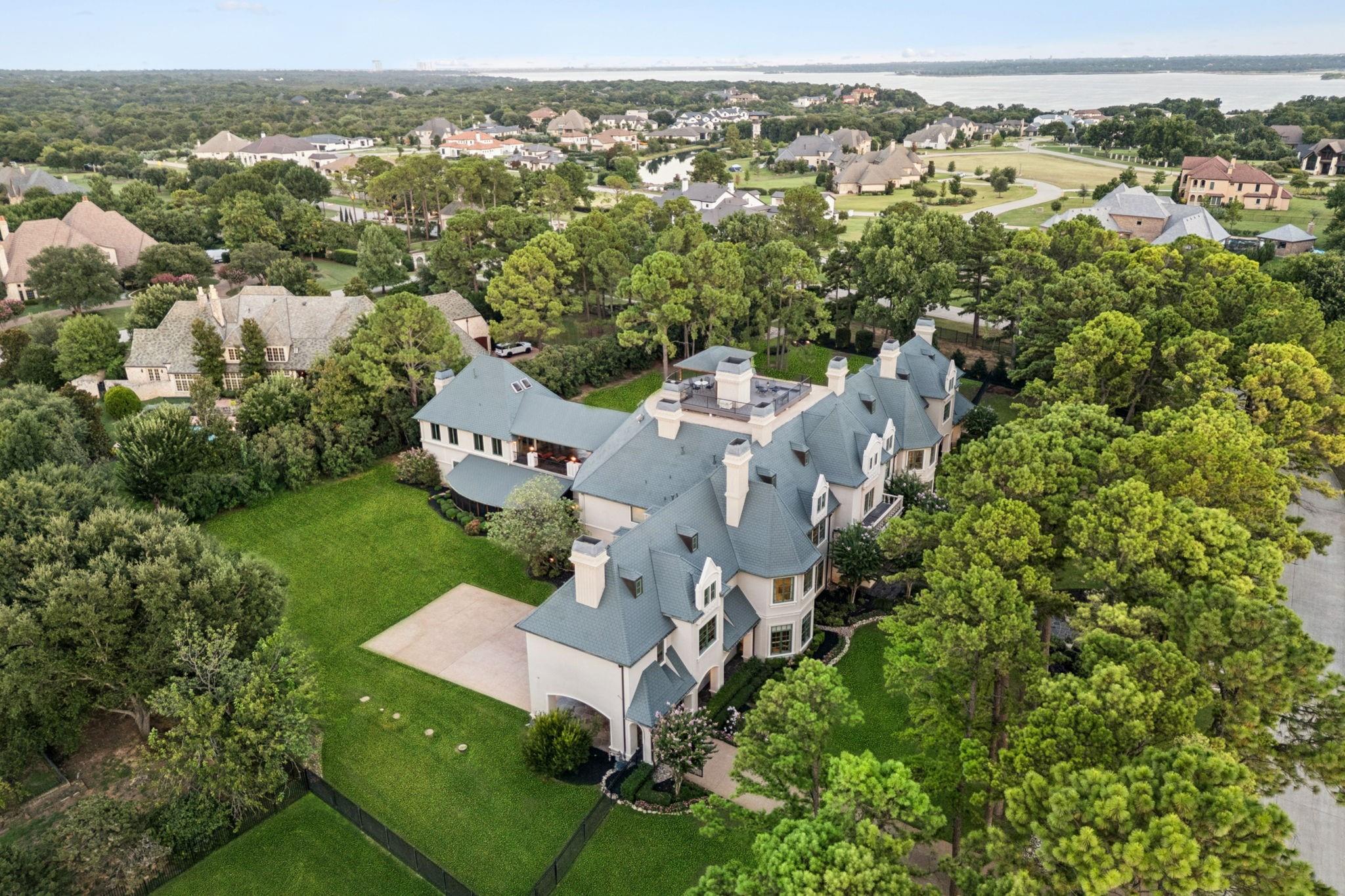 main property photo 35
