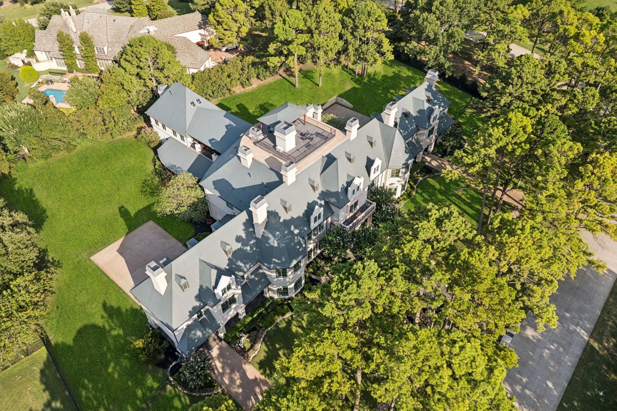 main property photo 36