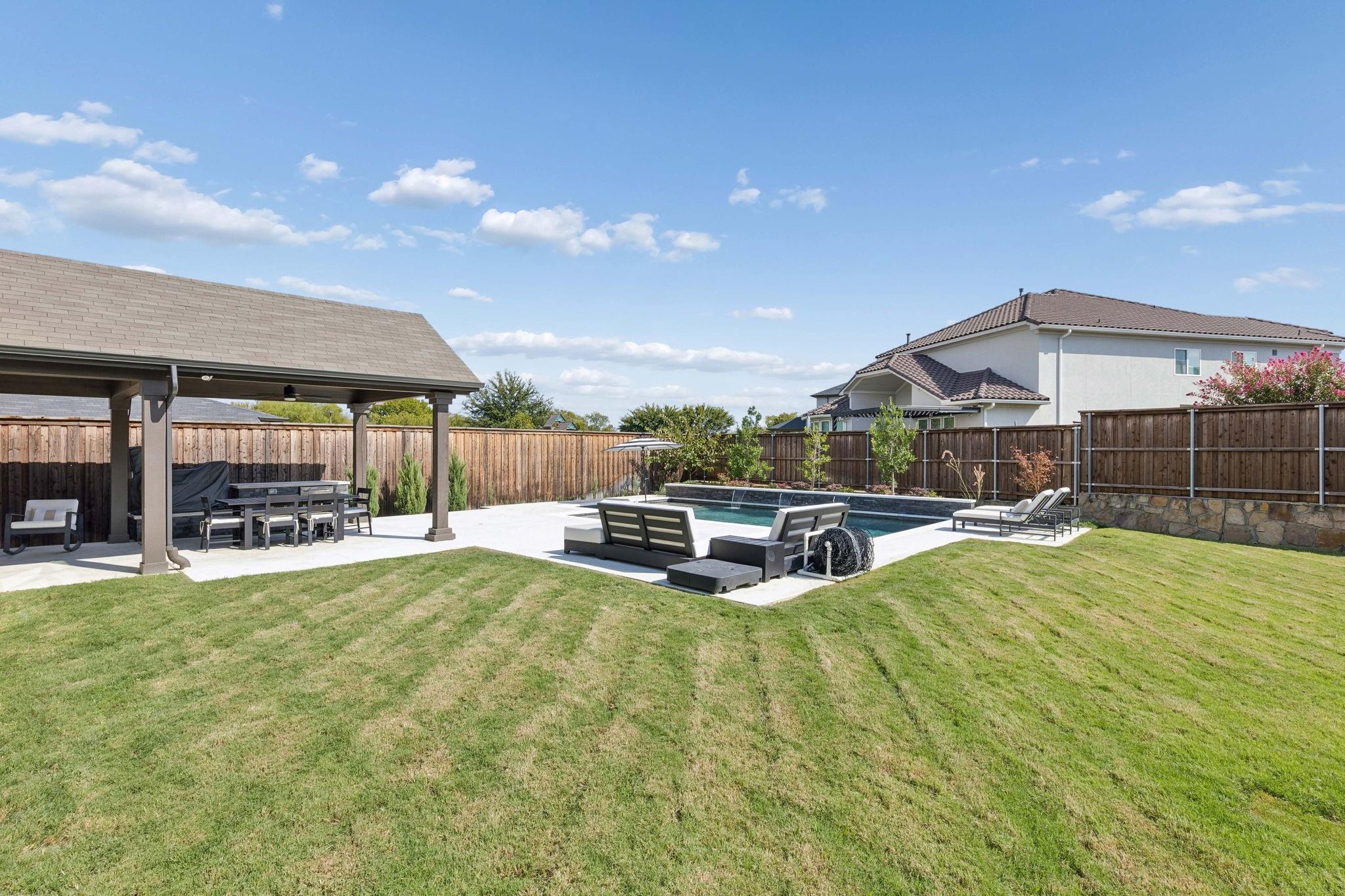 main property photo 35