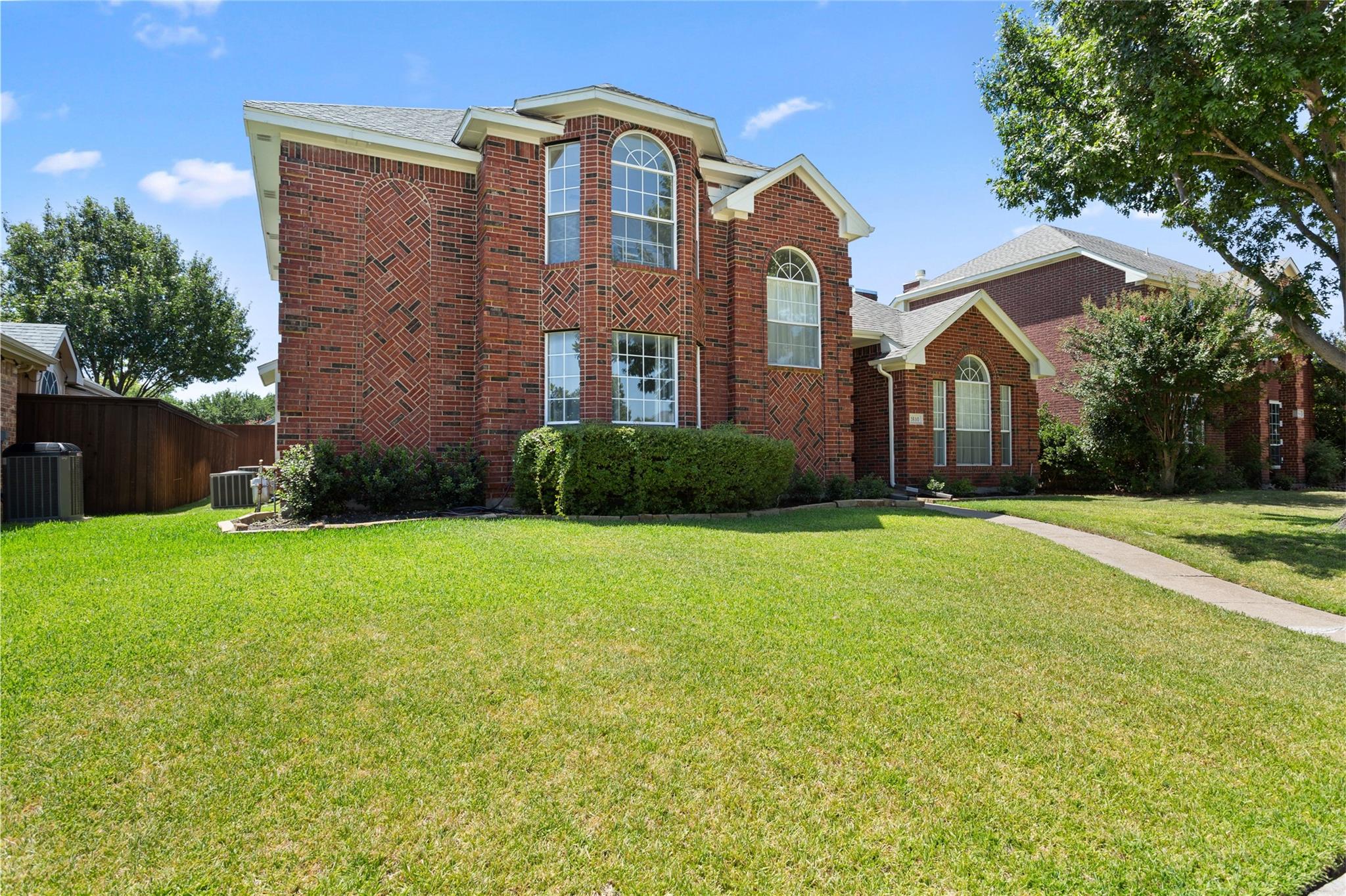 main property photo 28
