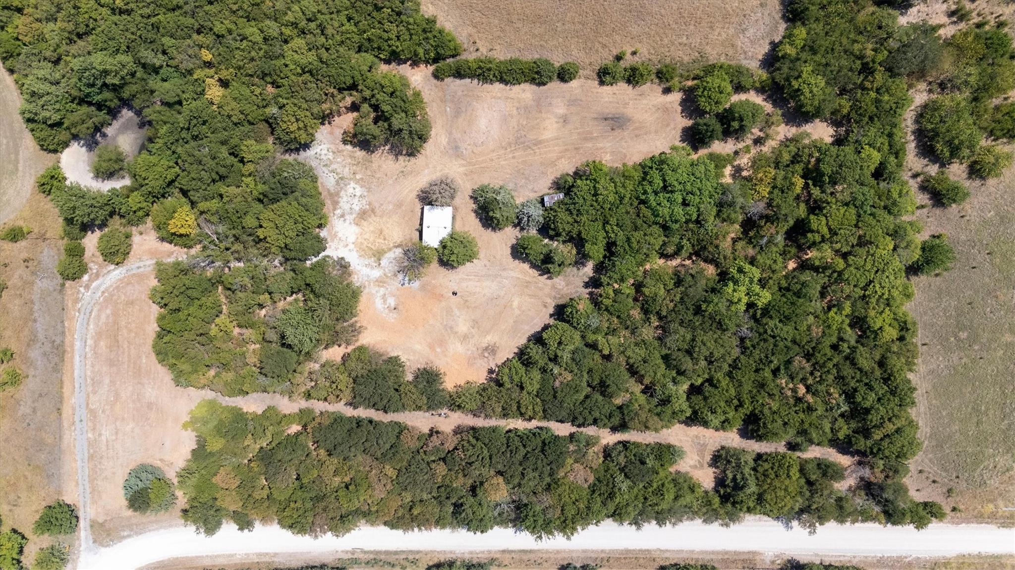 main property photo 12